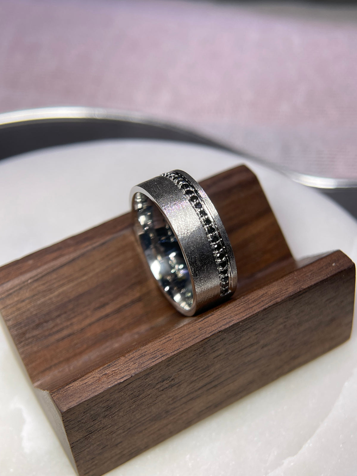 Men's 0.40ct Remy Off-Center Brushed Black Diamond Wedding Band 14K Gold MR012