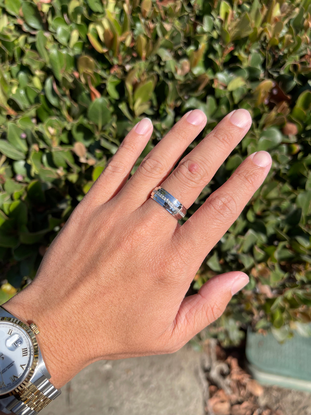 0.35ct Polished Centered Diamond Wedding Band 14K Gold MR024