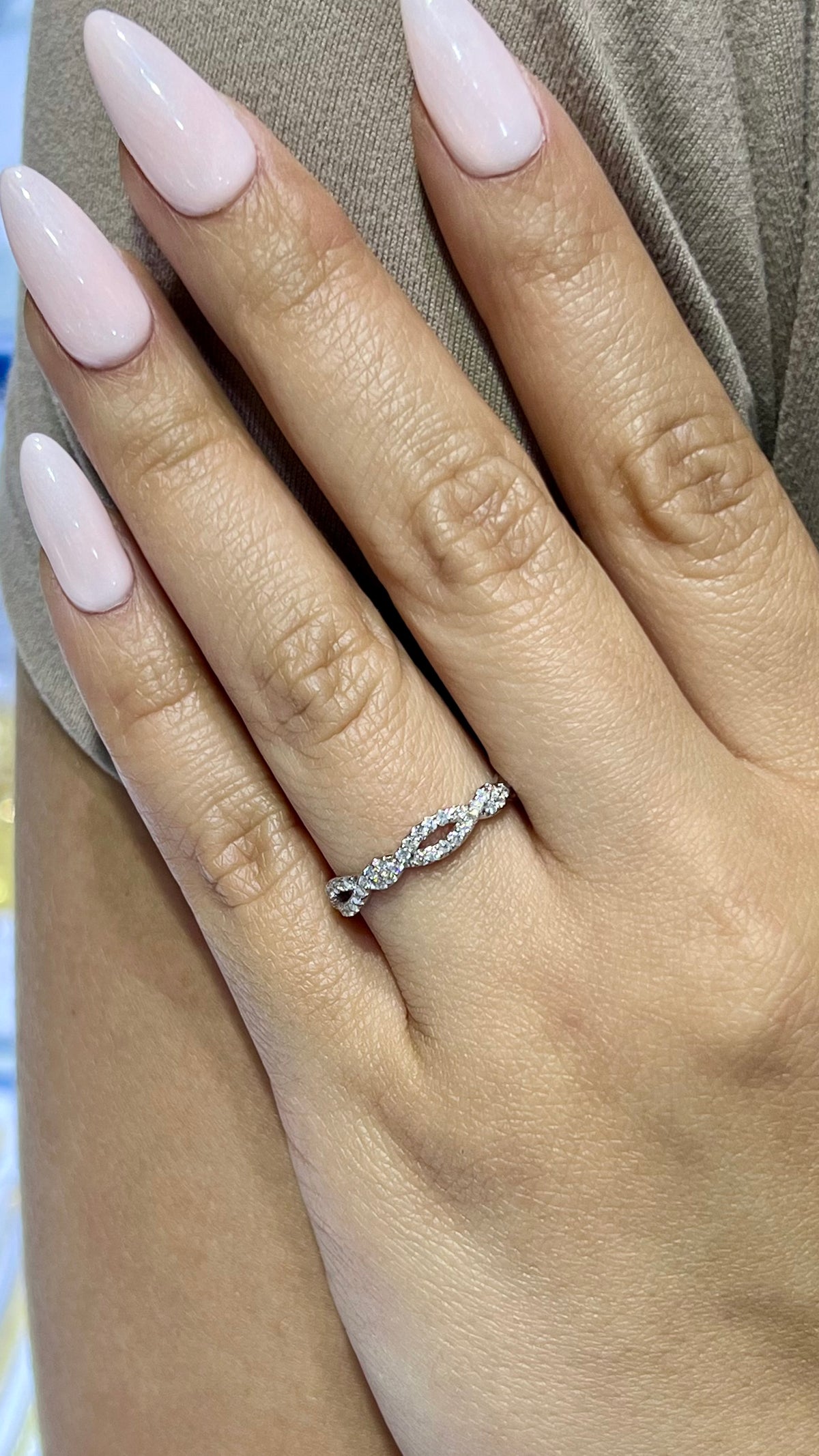 0.60ct Full Diamond Twist Wedding Band 14K Gold BAN074