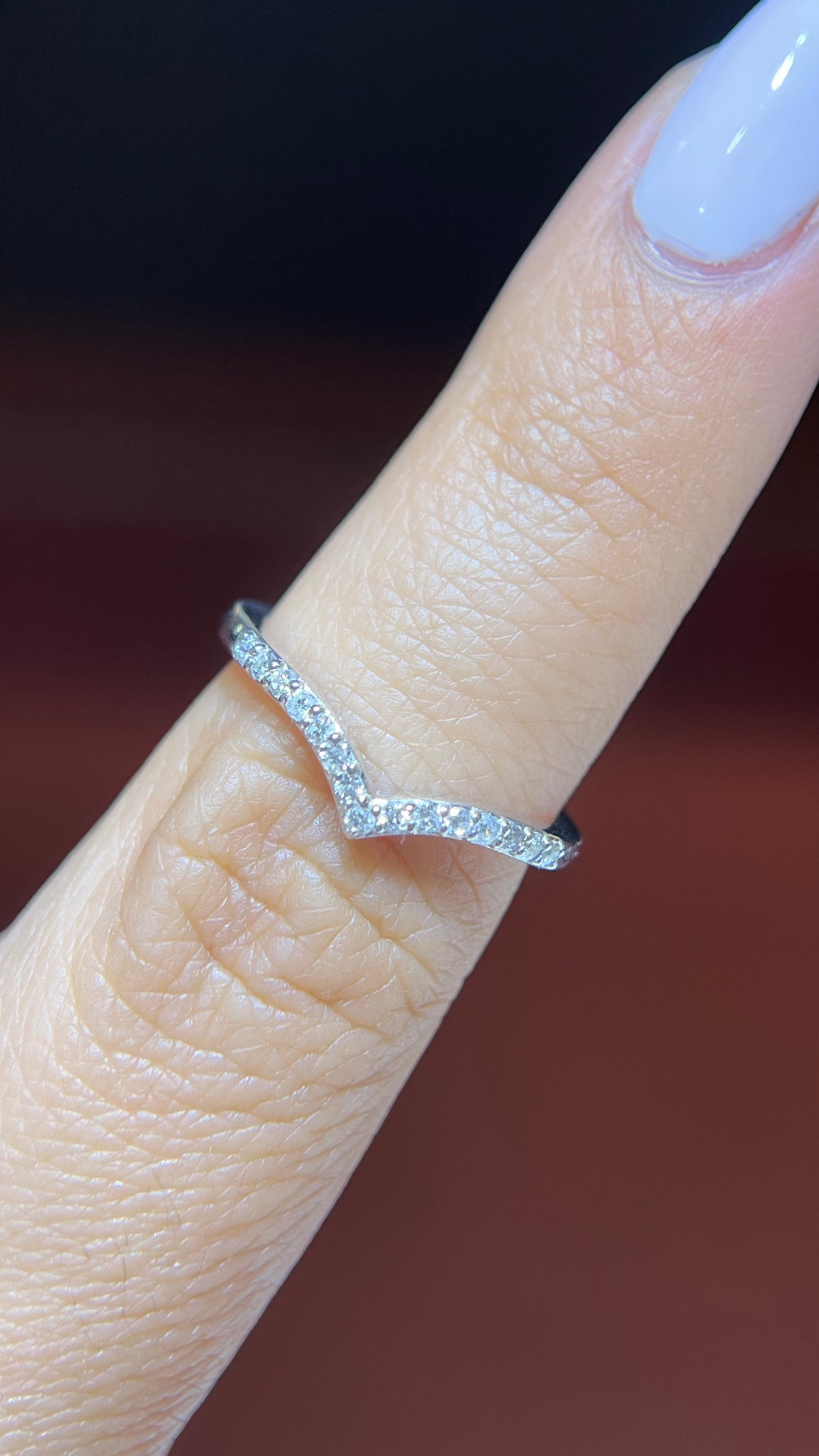 0.20ct Chevron Diamond Wedding Band 14K Gold BAN122