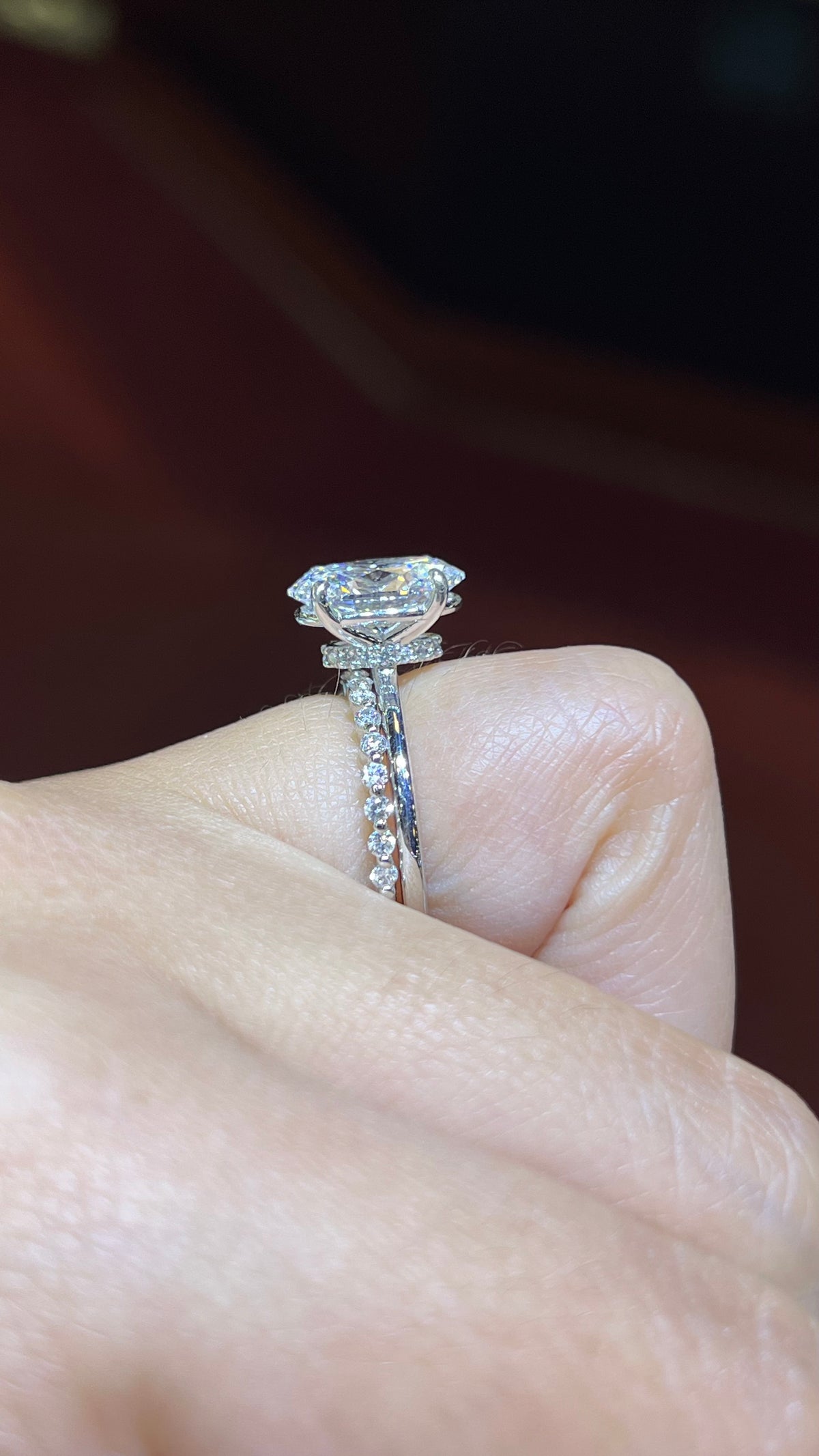 0.29ct Single Shared Prong Bubble Diamond Wedding Band 14K Gold BAN135