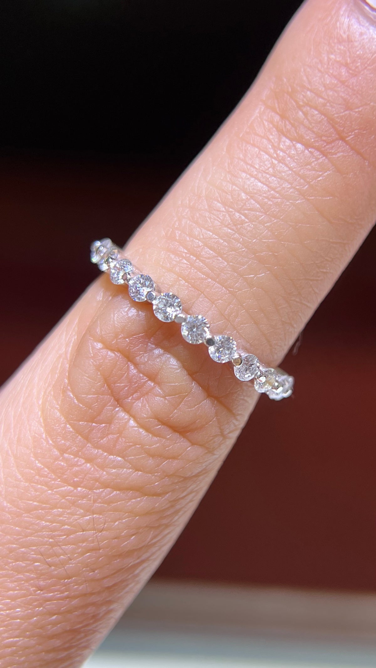 0.60ct Single Shared Prong Bubble Diamond Wedding Band 14K Gold BAN136