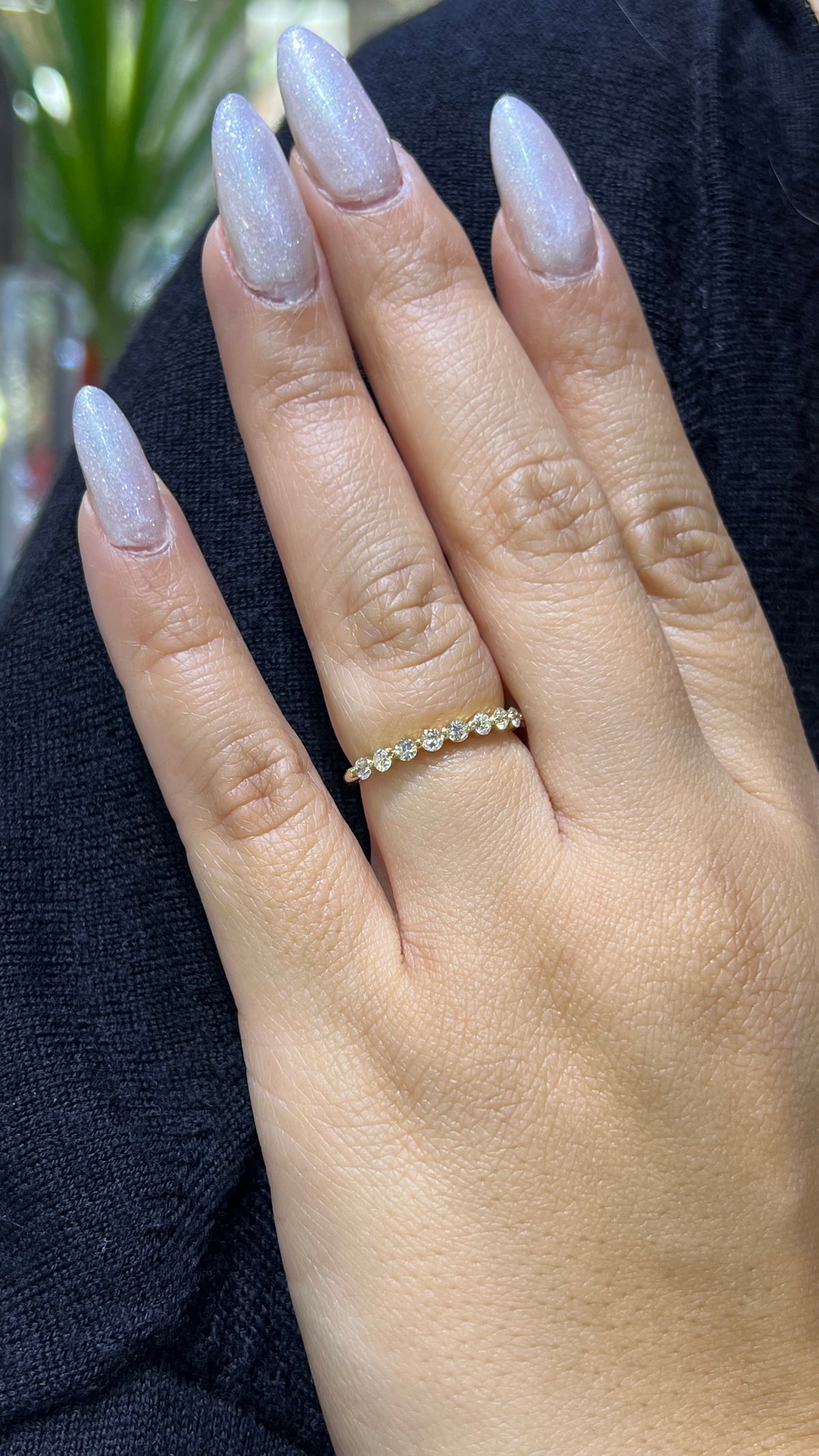 0.44ct Single Shared Prong Bubble Diamond Wedding Band 14K Gold BAN160