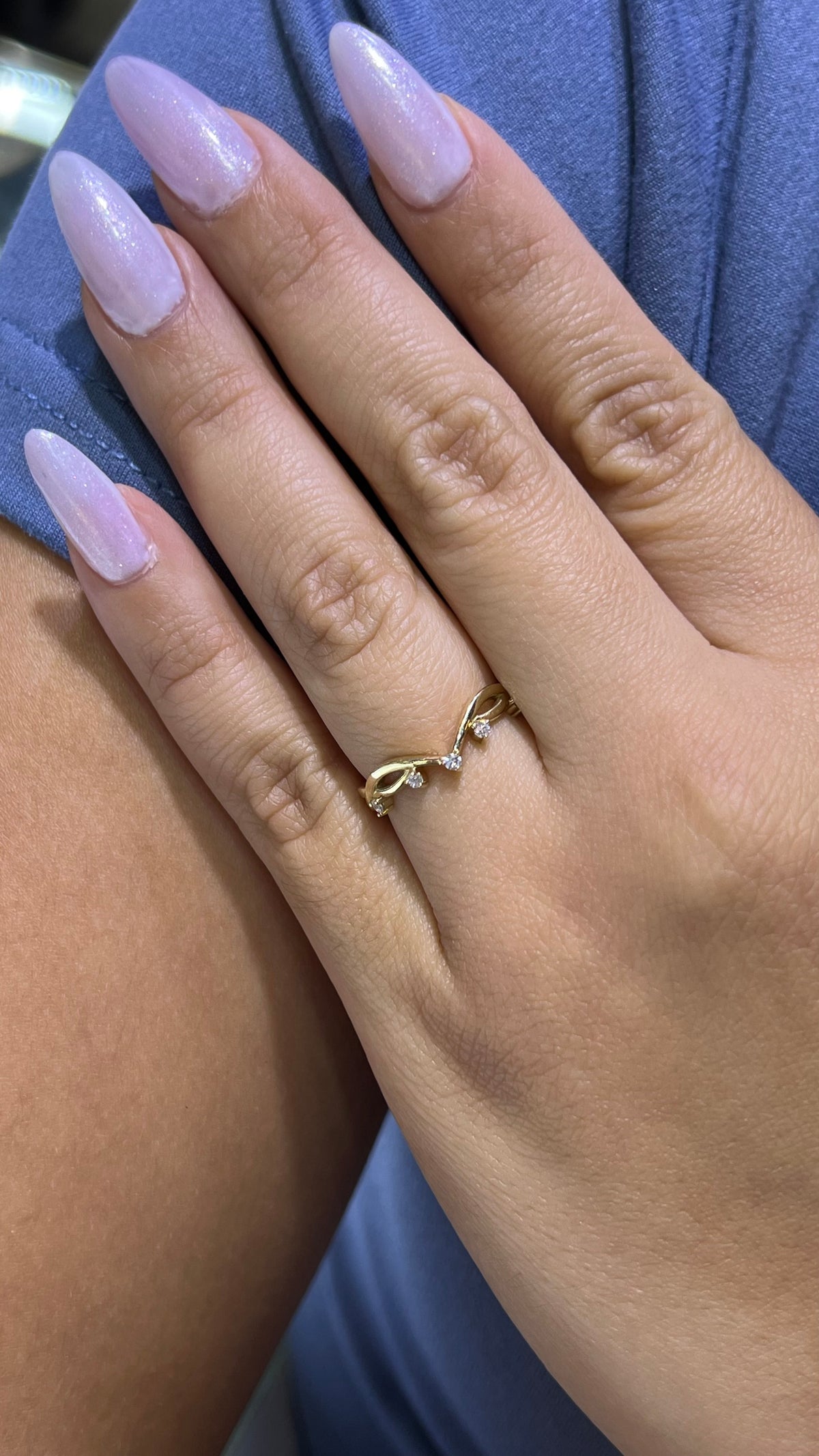 Three-Prong Diamond Twist Chevron Band 14K Gold BAN166