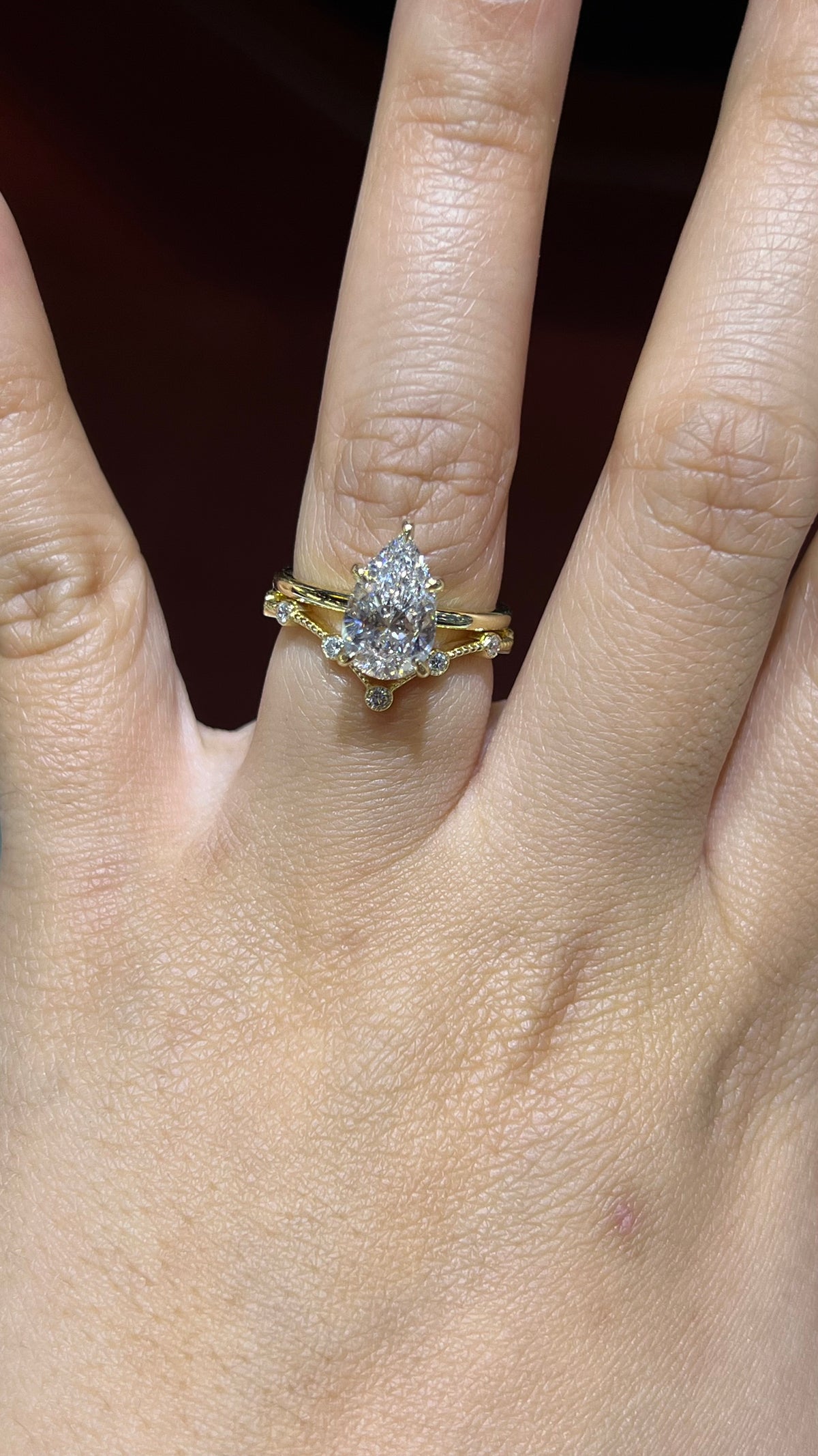 Beaded Bezel Chevron Band 14K Gold BAN167