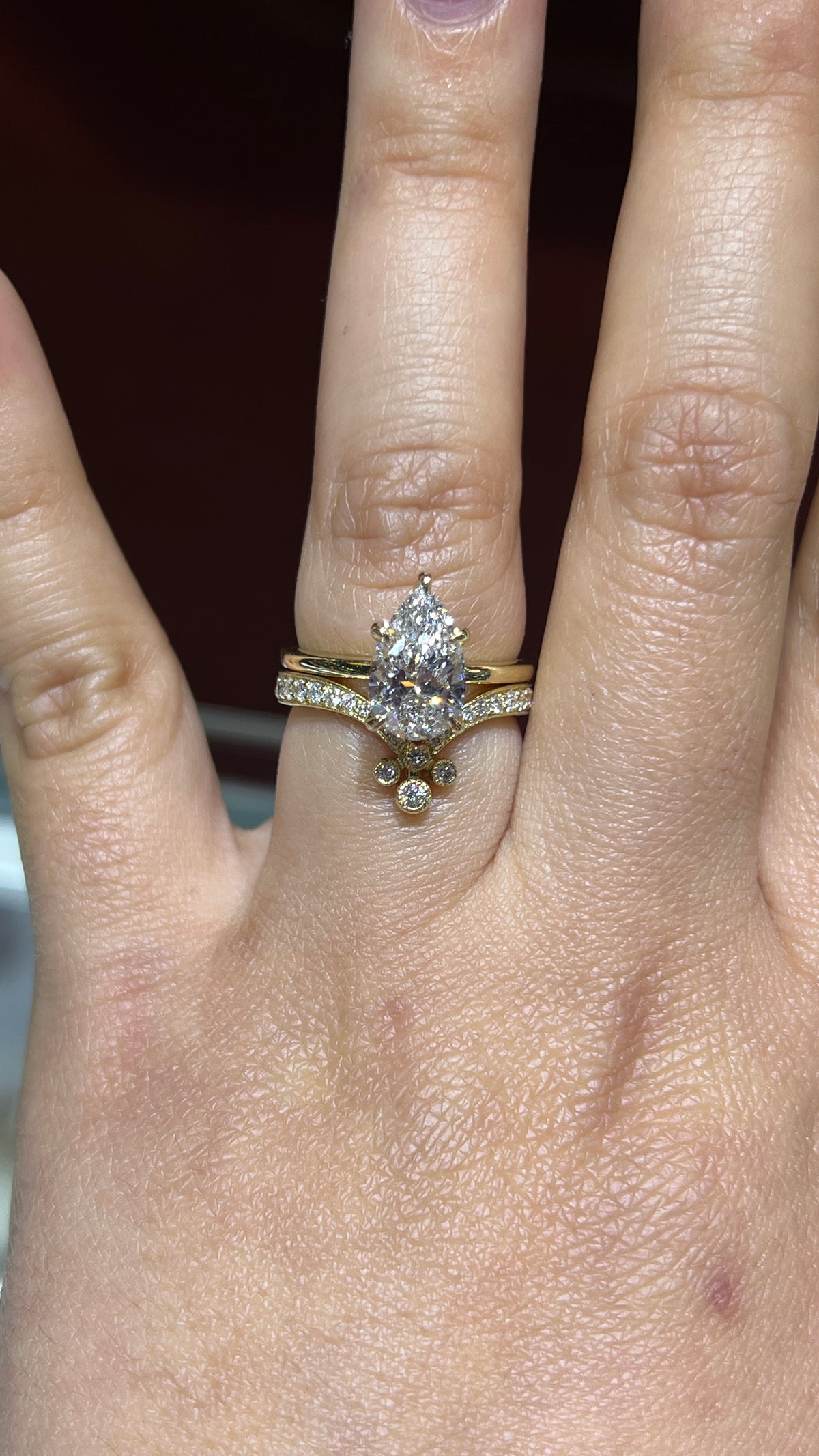 Compass Round Milgrain Diamond Chevron Band 14K Gold BAN174