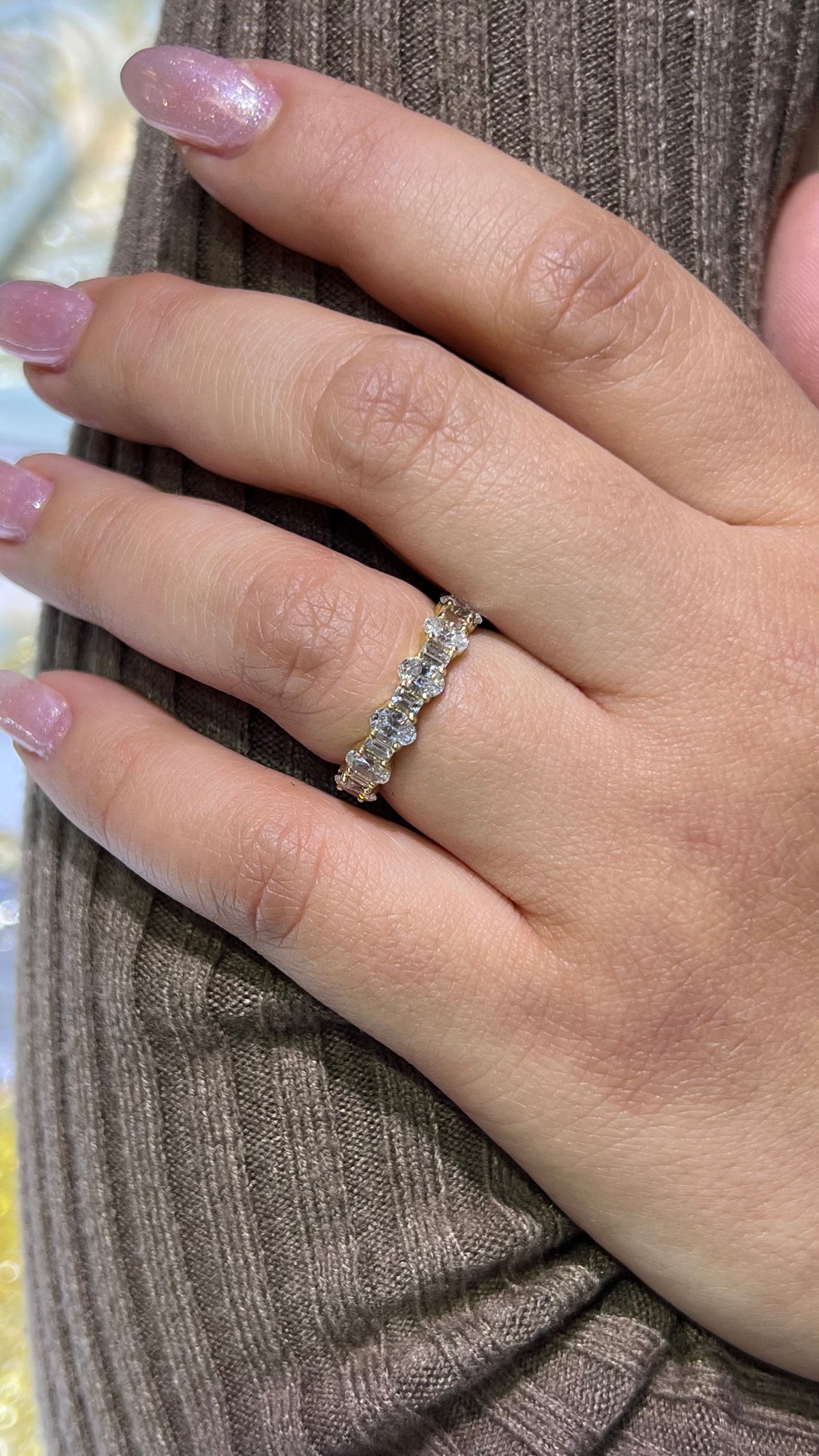 Alternating Oval and Baguette Diamond Band 14K Gold BAN198