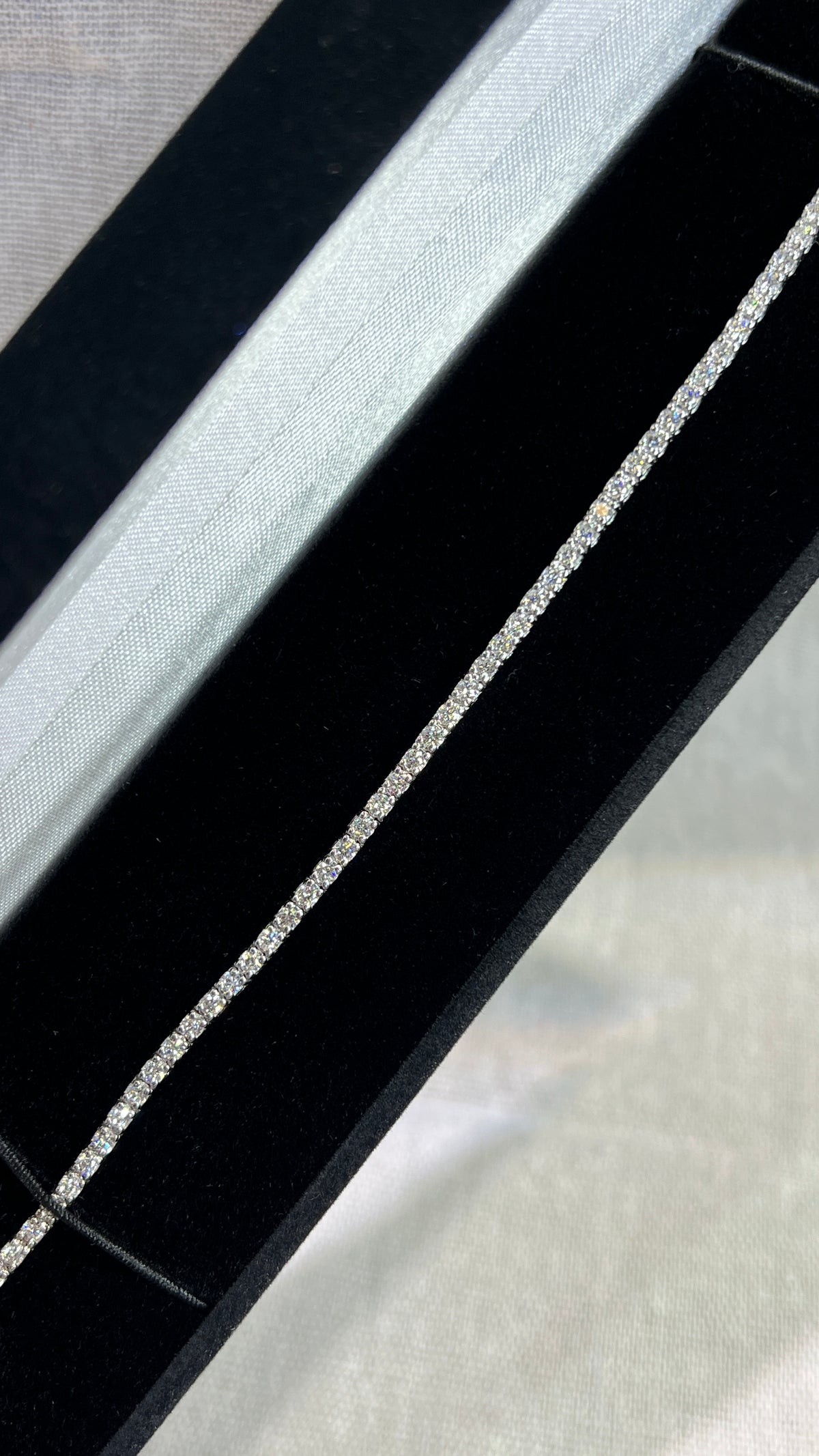 2mm Diamond Tennis Bracelet 14K Solid Gold DFB014