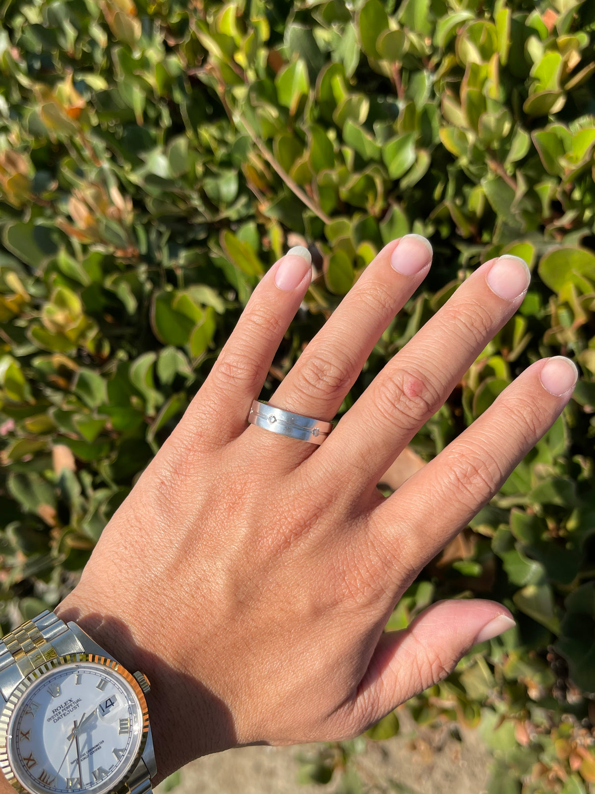 Brushed Center Line Bezel Diamond Wedding Band 14K Gold MR018