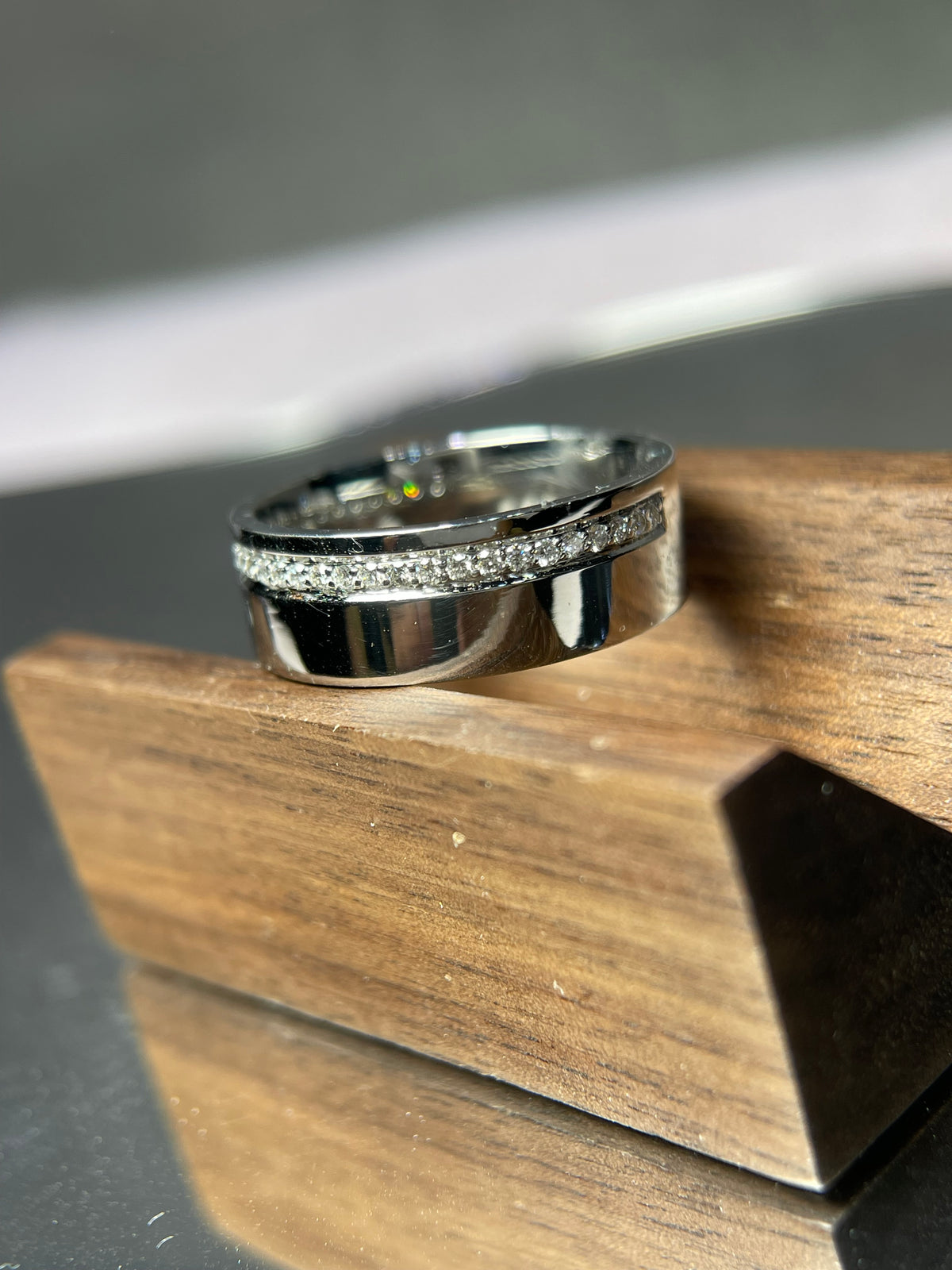 Polished Off-Center Diamond Wedding Band 14K Gold MR016