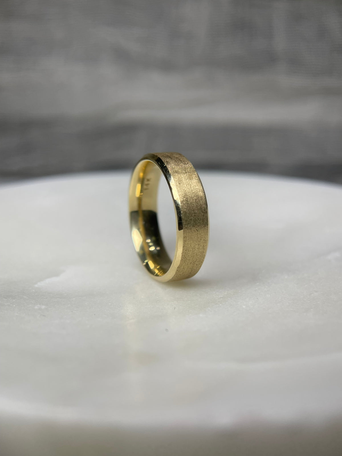 Men's Comfort Fit 7mm Brushed 14K Solid Gold Wedding Band MR006