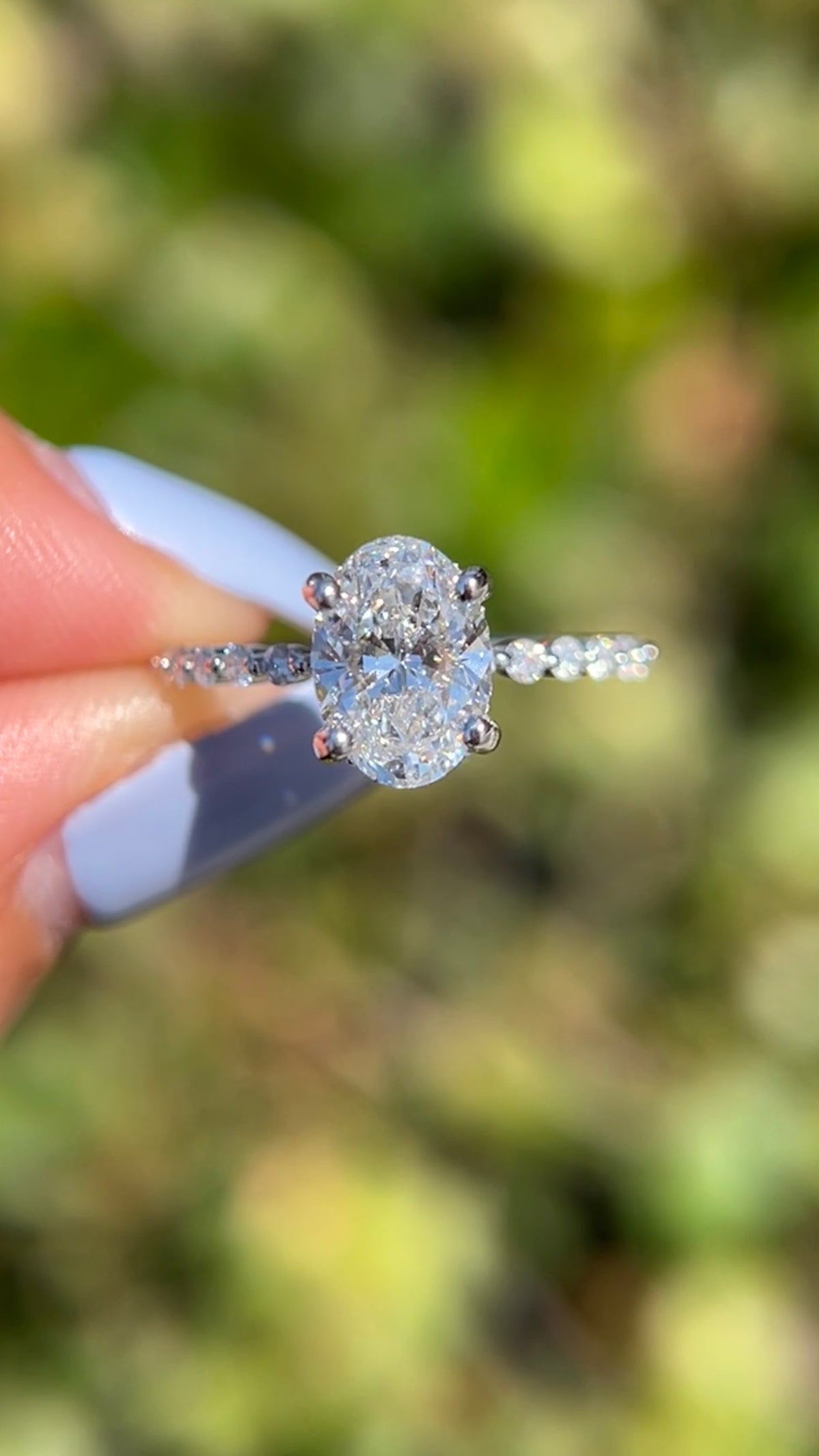 Iris 1.58ct E-VS1 Oval Cut Lab Grown Diamond Engagement Ring 14K Gold