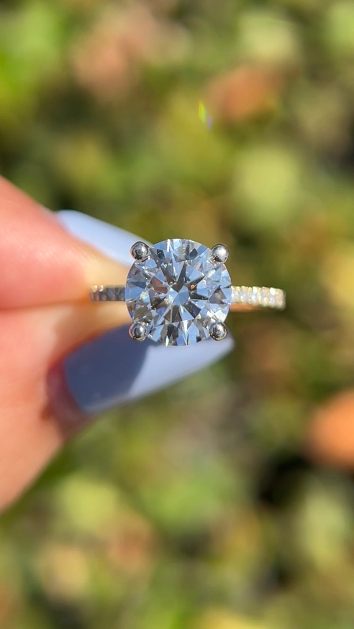 Jada 2.06ct E-VS1 Round Cut Lab Grown Diamond Engagement Ring 14K Gold