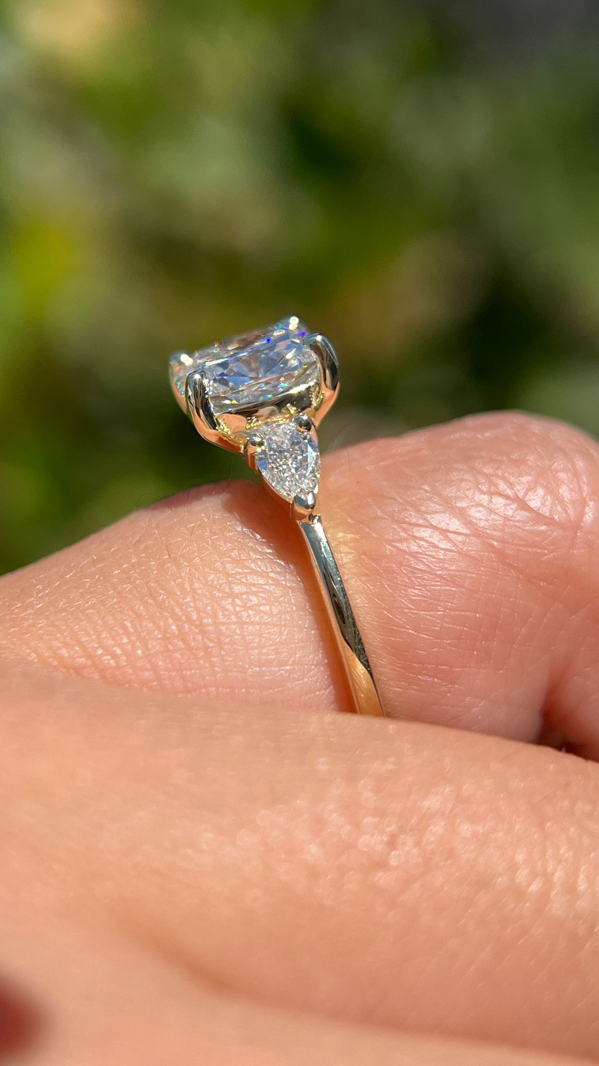 Pam 2.88ct F-VS1 Cushion Cut Lab Grown Diamond Engagement Ring 14K Gold