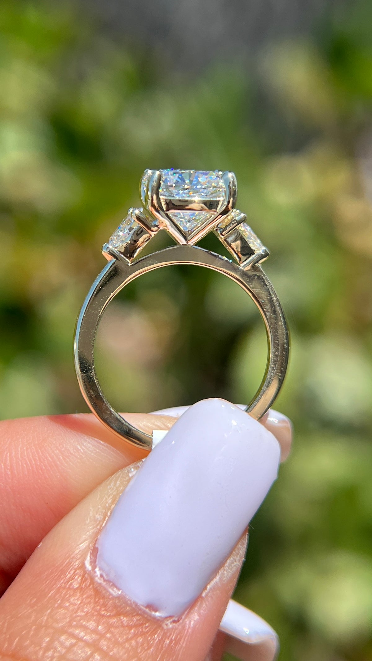 Pam 2.88ct F-VS1 Cushion Cut Lab Grown Diamond Engagement Ring 14K Gold