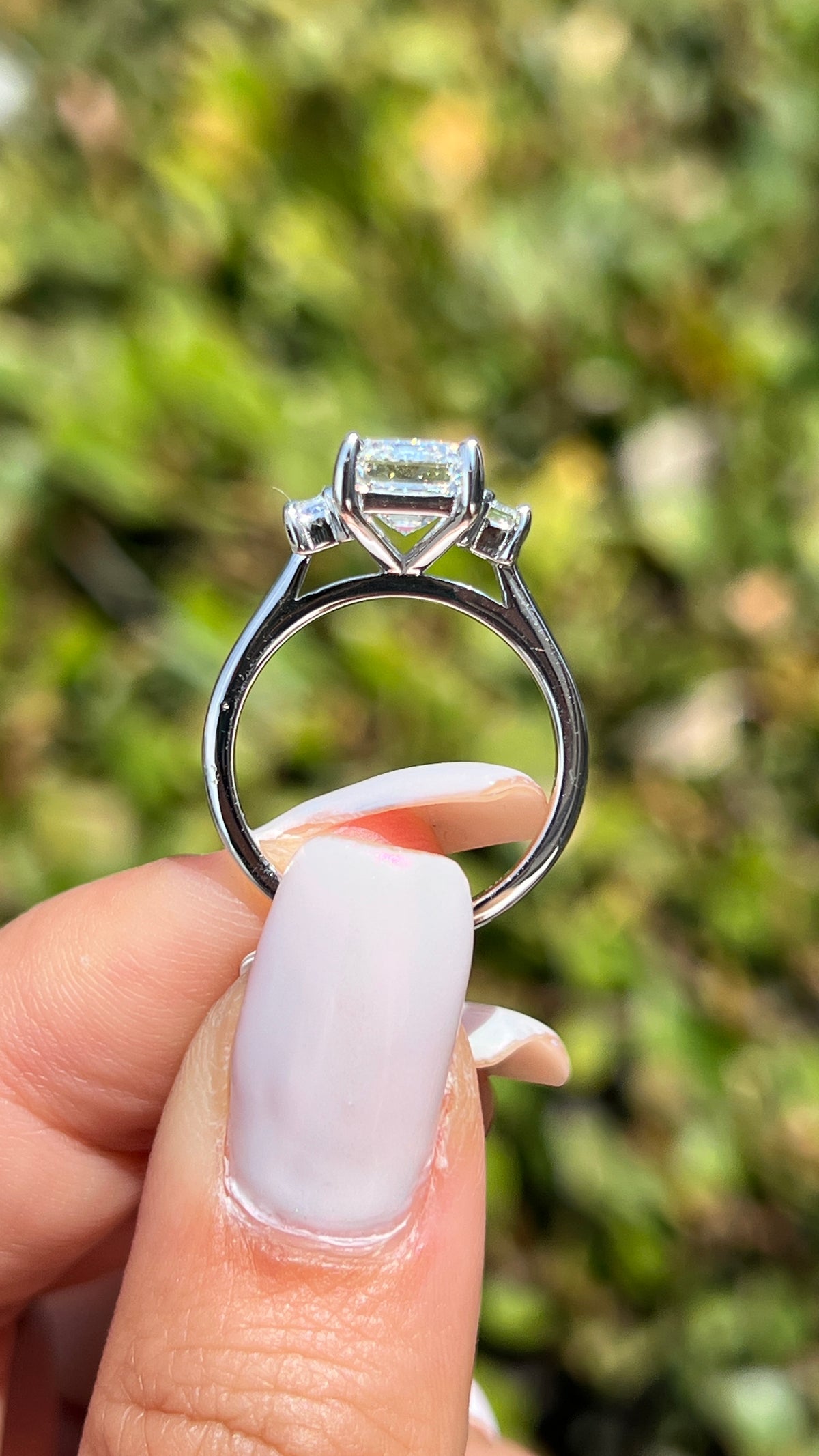 Amy 3.07ct E-VS1 Emerald Cut Lab Grown Diamond Engagement Ring 14K Gold
