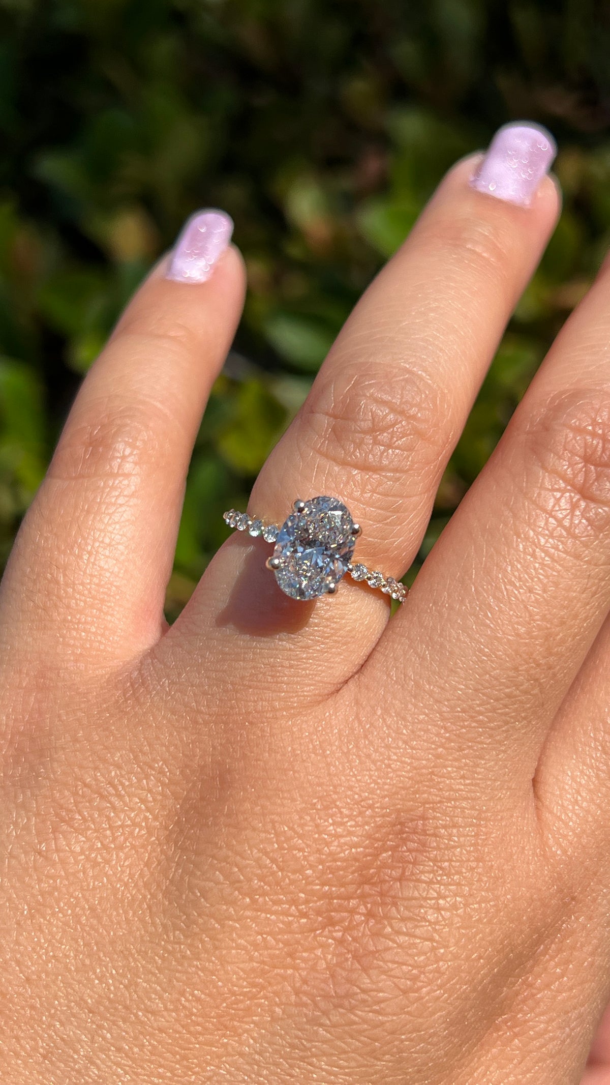 Iris 1.93ct E-VS1 Oval Cut Lab Grown Diamond Engagement Ring 14K Gold