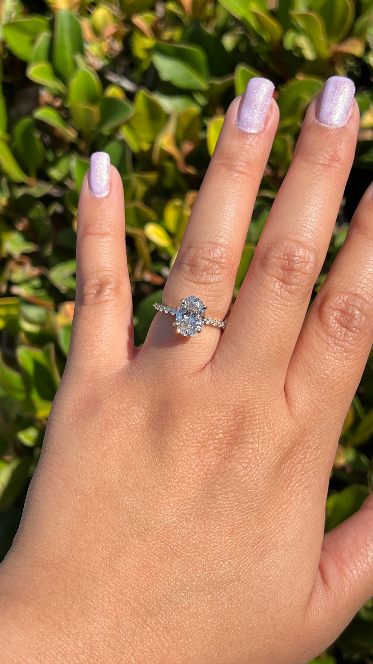 Iris 1.93ct E-VS1 Oval Cut Lab Grown Diamond Engagement Ring 14K Gold