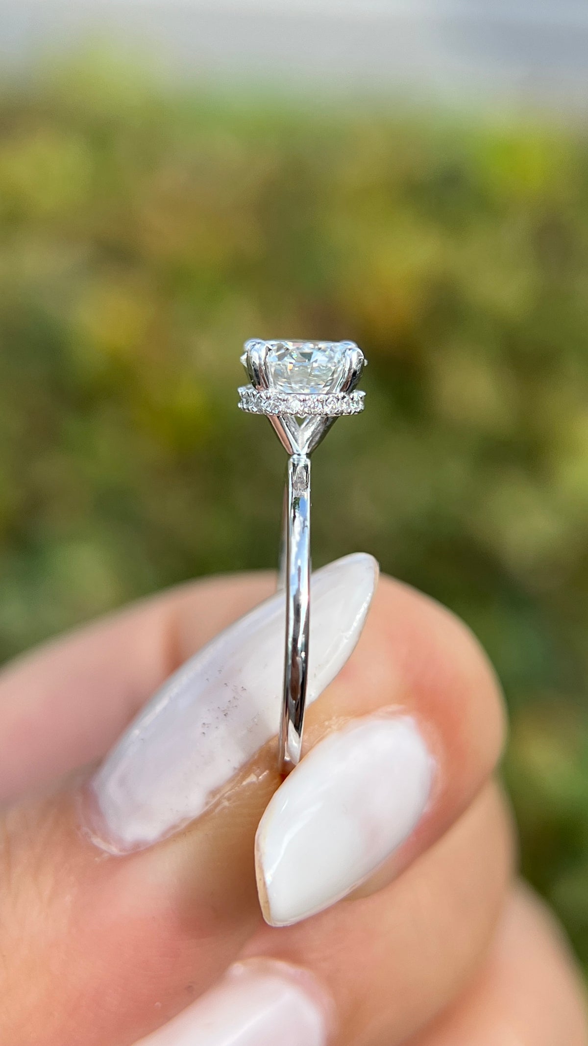 Evie 1.58ct E-VS1 Round Cut Lab Grown Diamond Engagement Ring 14K Gold