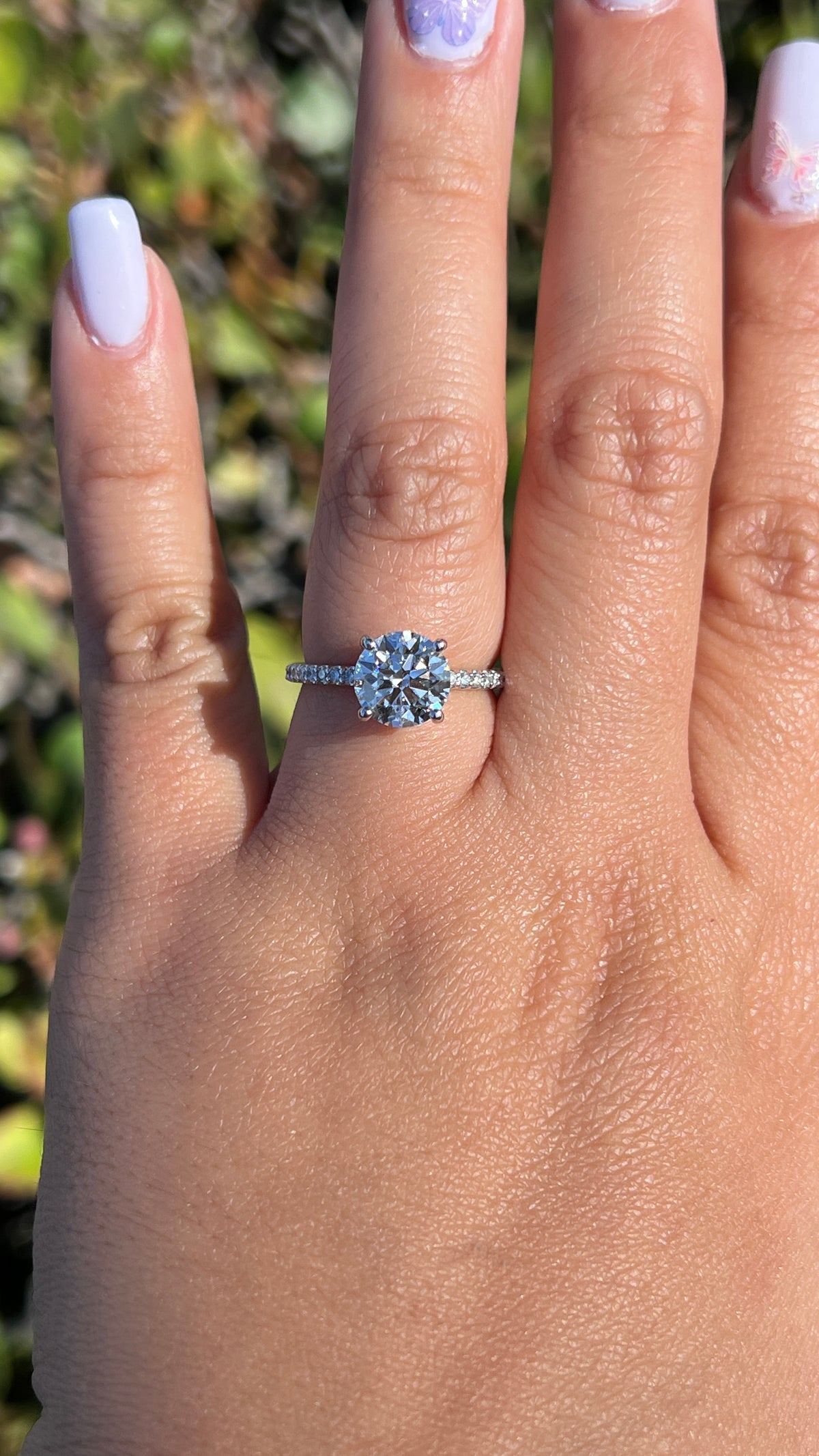 Cindy 2.02ct E-VS1 Round Cut Lab Grown Diamond Engagement Ring 14K Gold