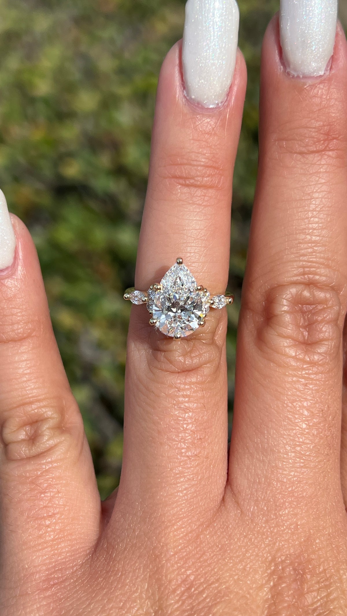 Mia 2.52ct E-VS1 Pear Cut Lab Grown Diamond Engagement Ring 14K Gold