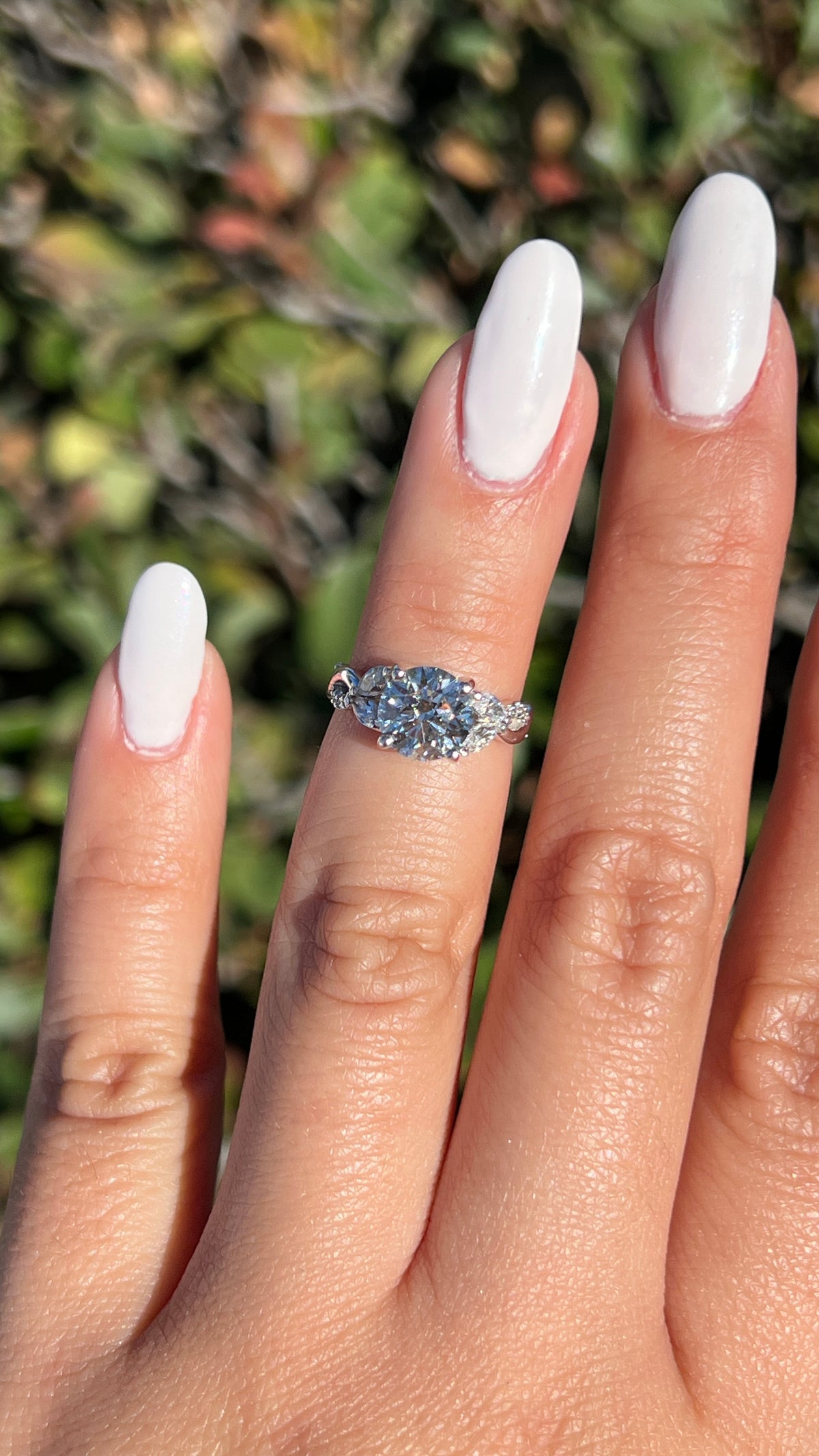 Kathy 1.80ct E-VS1 Round Cut Lab Grown Diamond Engagement Ring 14K Gold