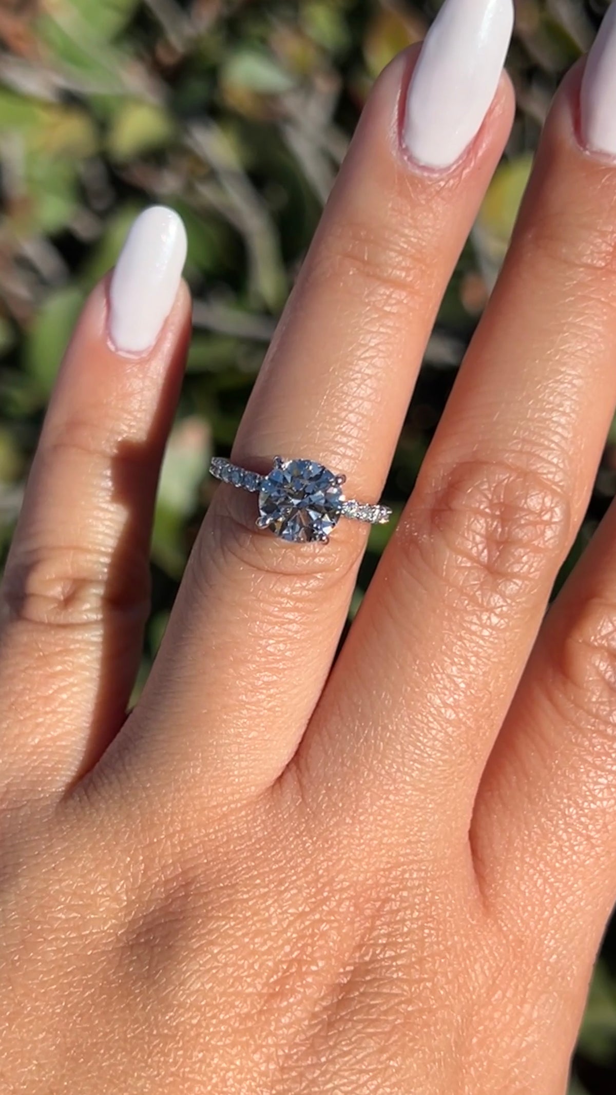 Cynthia 2.09ct E-VS1 Round Cut Lab Grown Diamond Engagement Ring 14K Gold