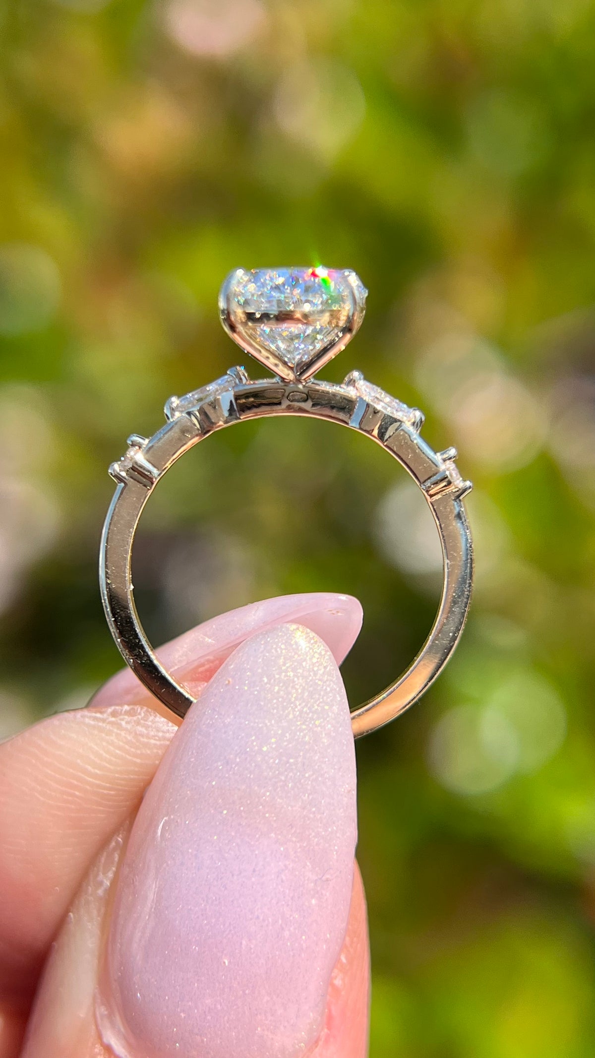 Maci 2.56ct E-VS1 Oval Cut Lab Grown Diamond Engagement Ring 14K Gold