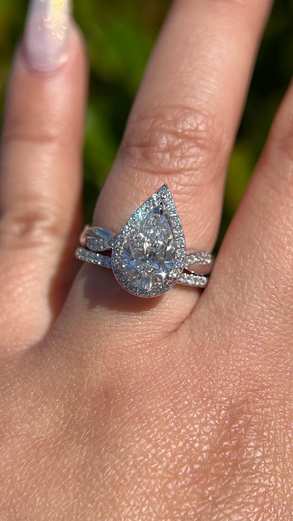 Lena Halo 2.07ct F-VS1 Pear Cut Lab Grown Diamond Engagement Ring 14K Gold