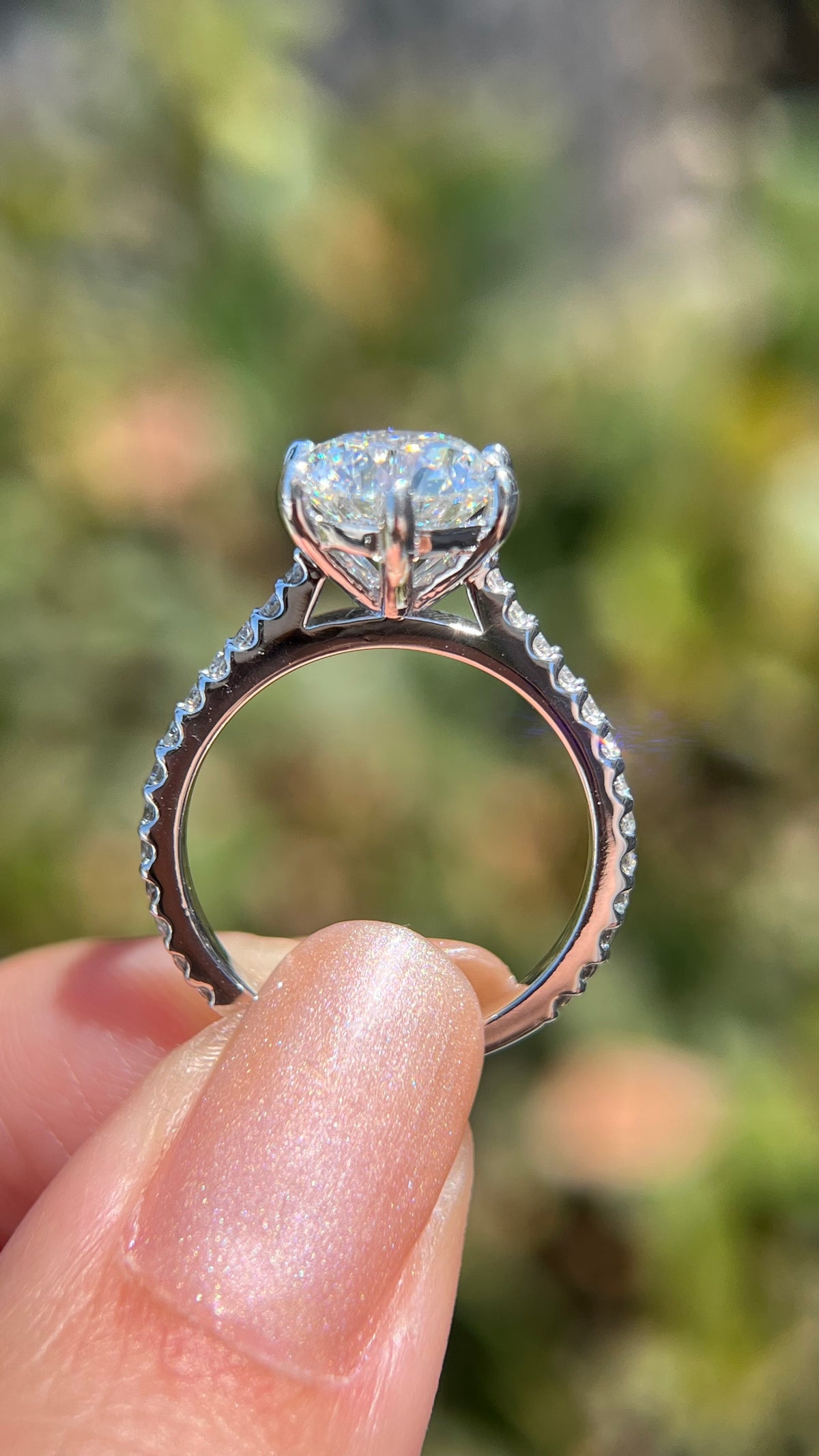 Jodi 2.51ct E-VS1 Round Cut Lab Grown Diamond Engagement Ring 14K Gold