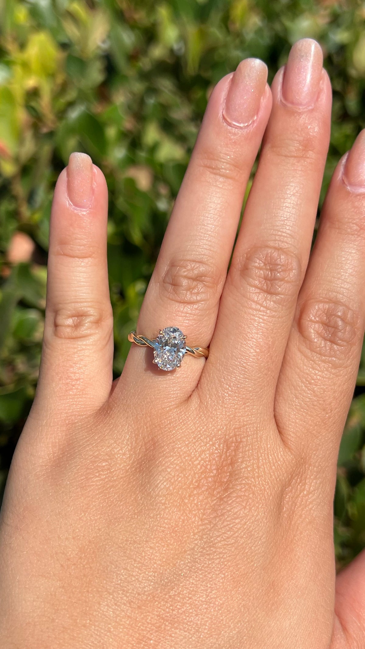 Lucia 1.91ct E-VS1 Oval Cut Lab Grown Diamond Engagement Ring 14K Gold