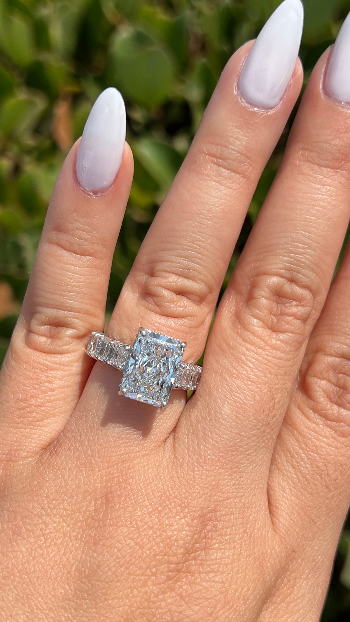 LG295 Remi 4.74ct E-VS1 Radiant Cut Lab Grown Diamond Engagement Ring 14K Gold