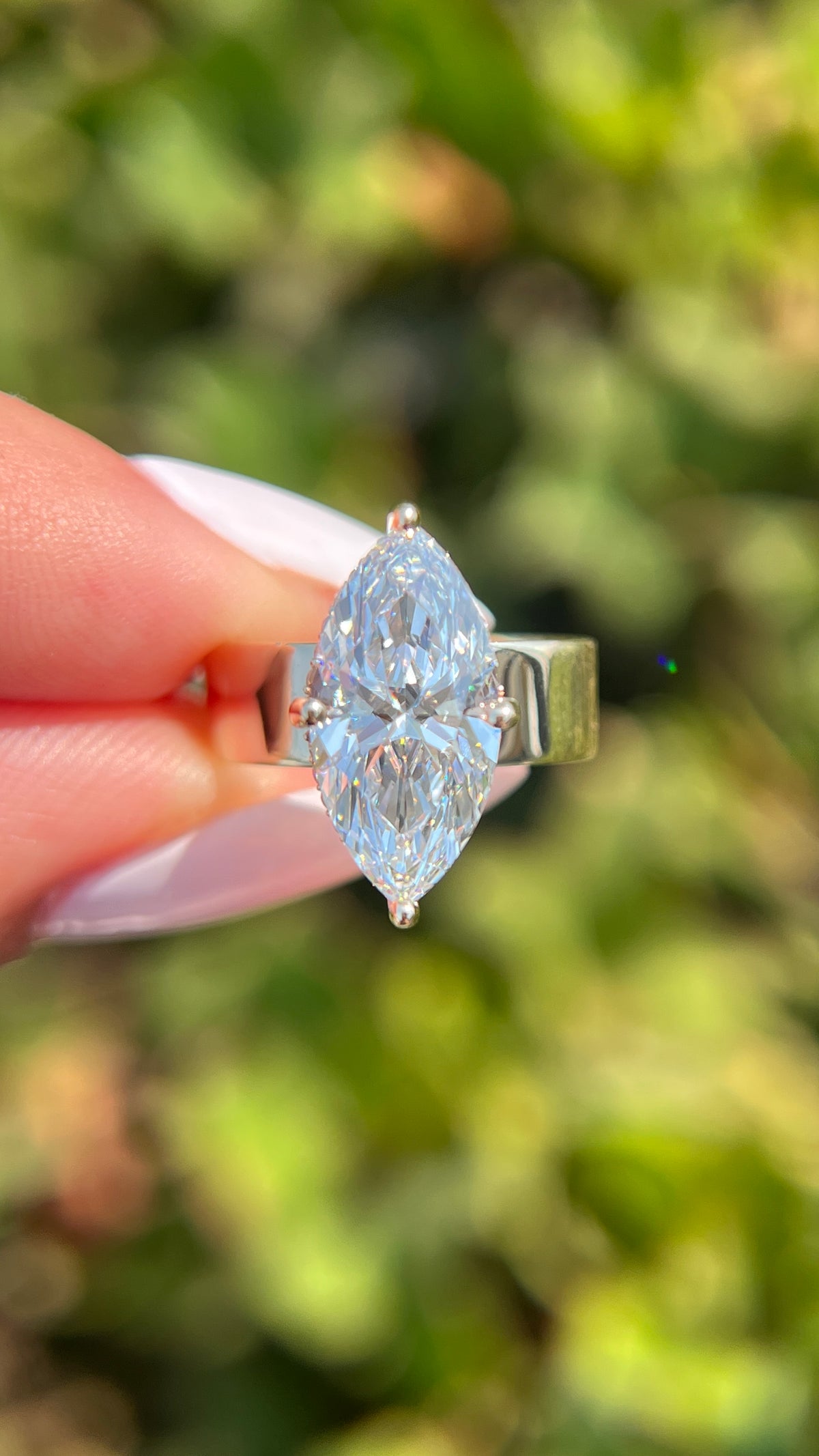 LG294 Andrea 3.54ct E-VVS2 Marquise Cut Lab Grown Diamond Engagement Ring 14K Gold