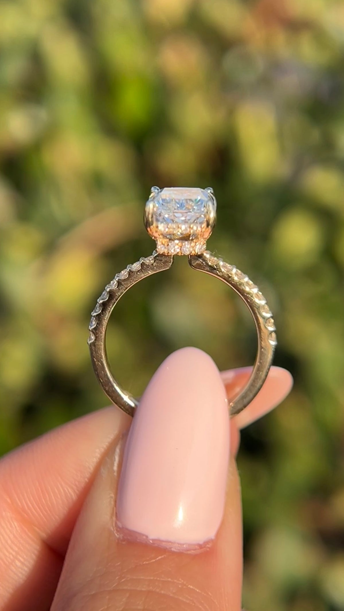 Jenni 3.01ct F-VS1 Radiant Cut Lab Grown Diamond Engagement Ring 14K Gold