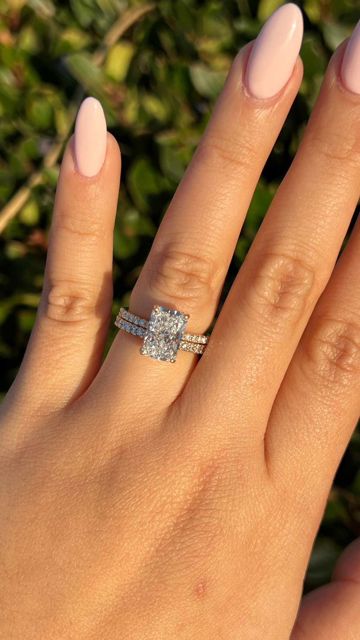 Jenni 3.01ct F-VS1 Radiant Cut Lab Grown Diamond Engagement Ring 14K Gold