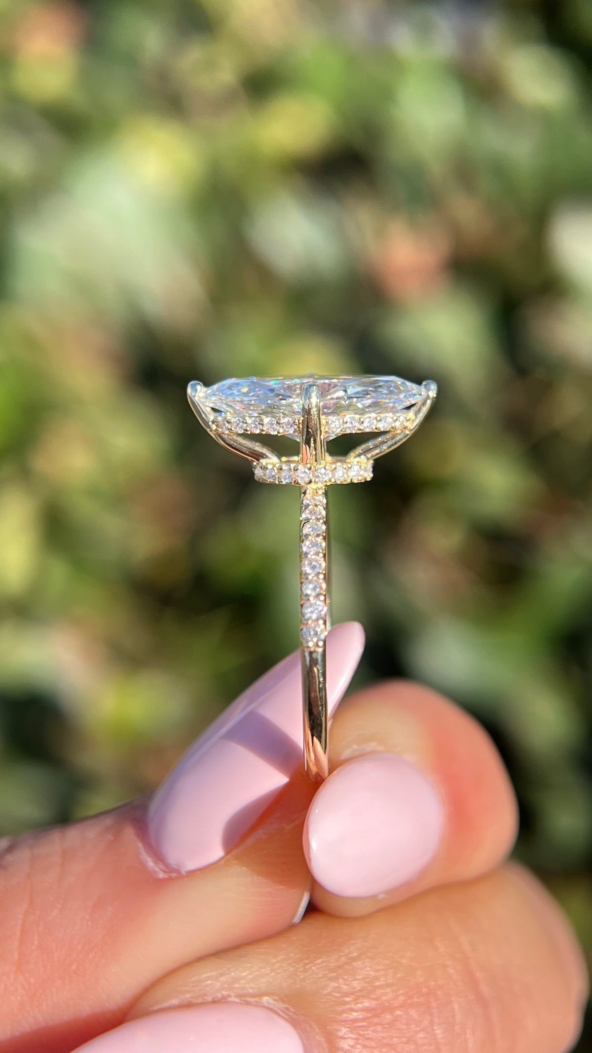 Jenni 3.05ct E-VS1 Marquise Cut Lab Grown Diamond Engagement Ring 14K Gold