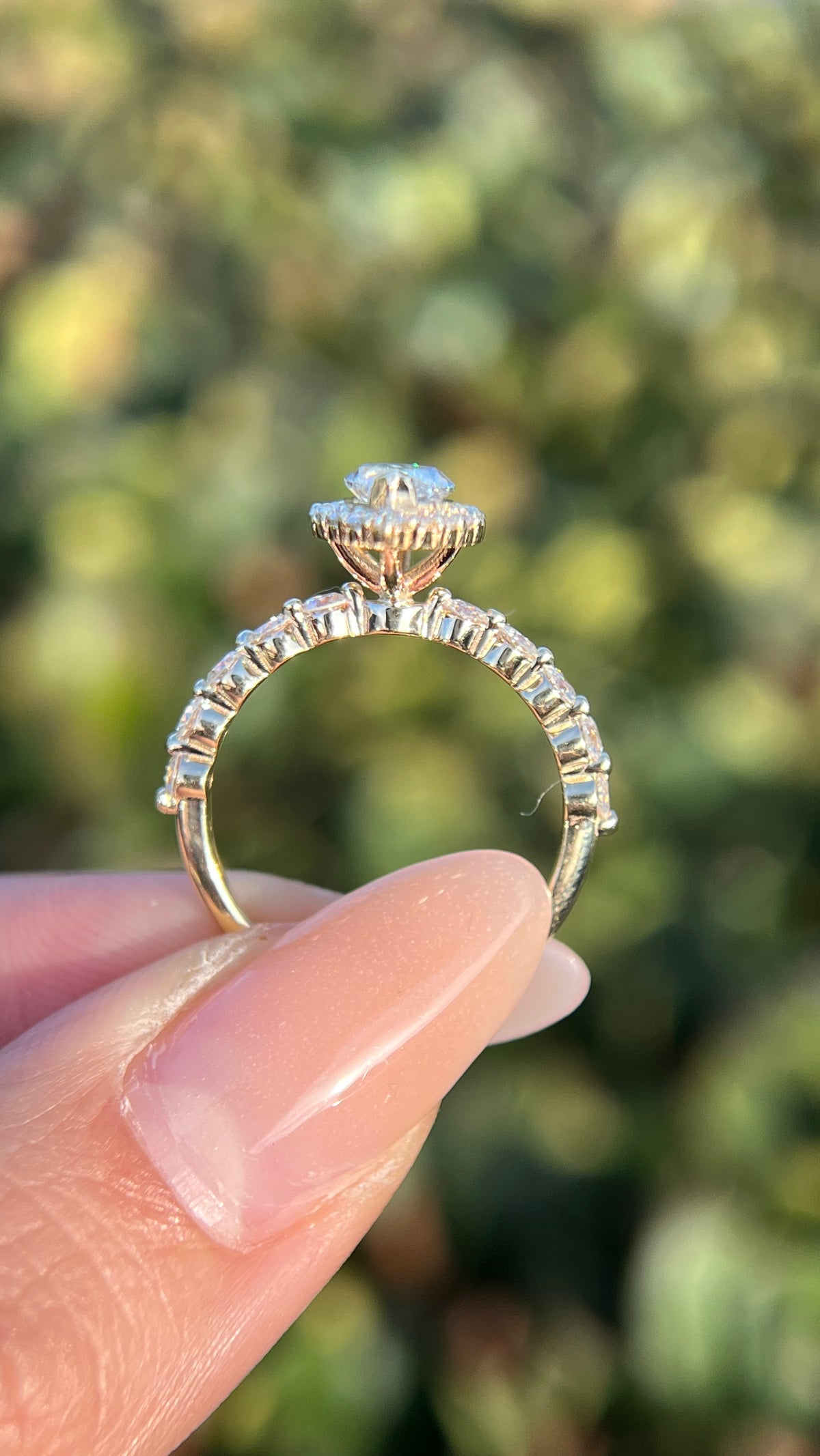 Isa 1.04ct E-VS1 Marquise Cut Lab Grown Diamond Engagement Ring 14K Gold