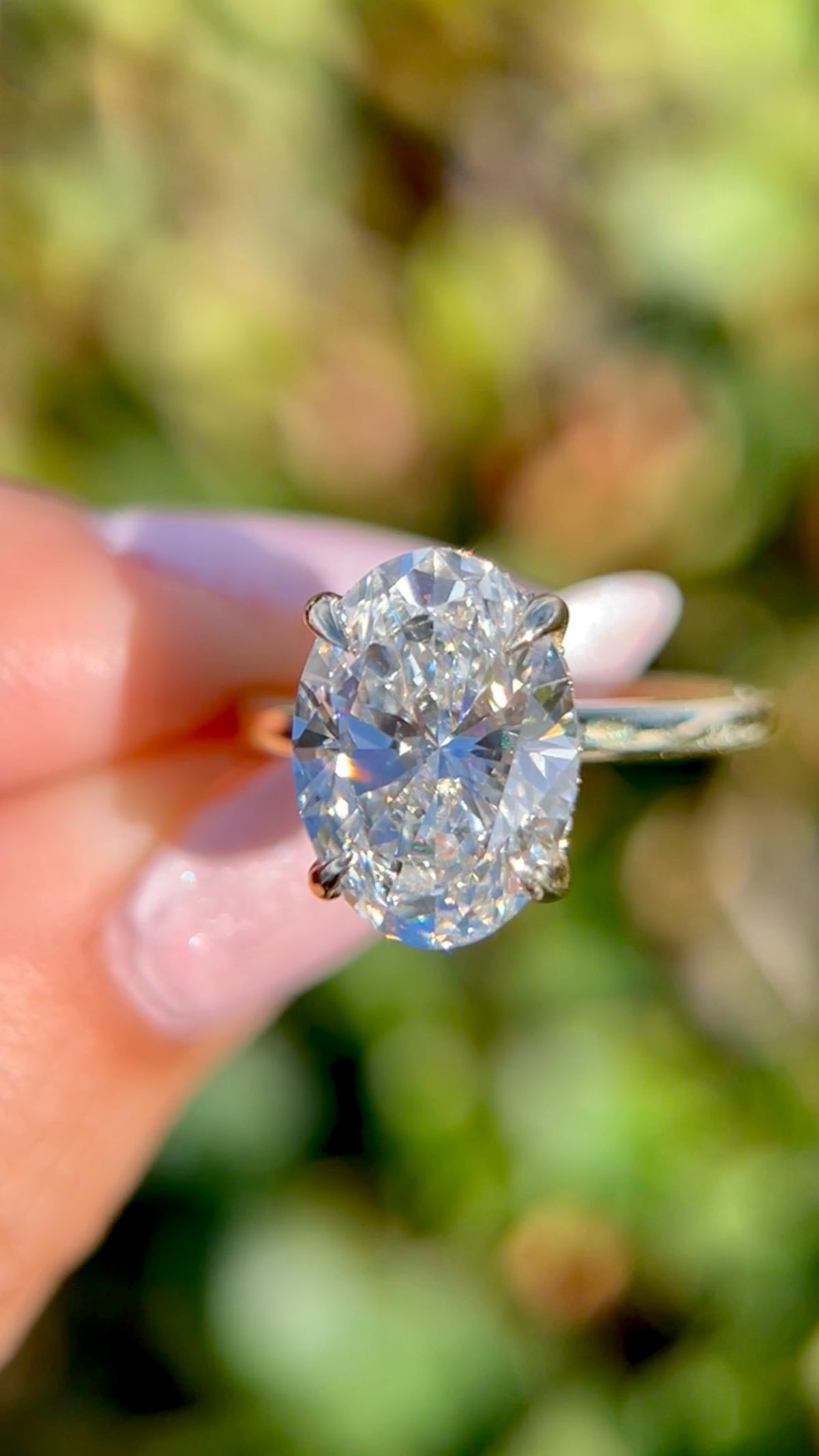 Sandy 5.03ct F-VS1 Oval Cut Lab Grown Diamond Engagement Ring 14K Gold