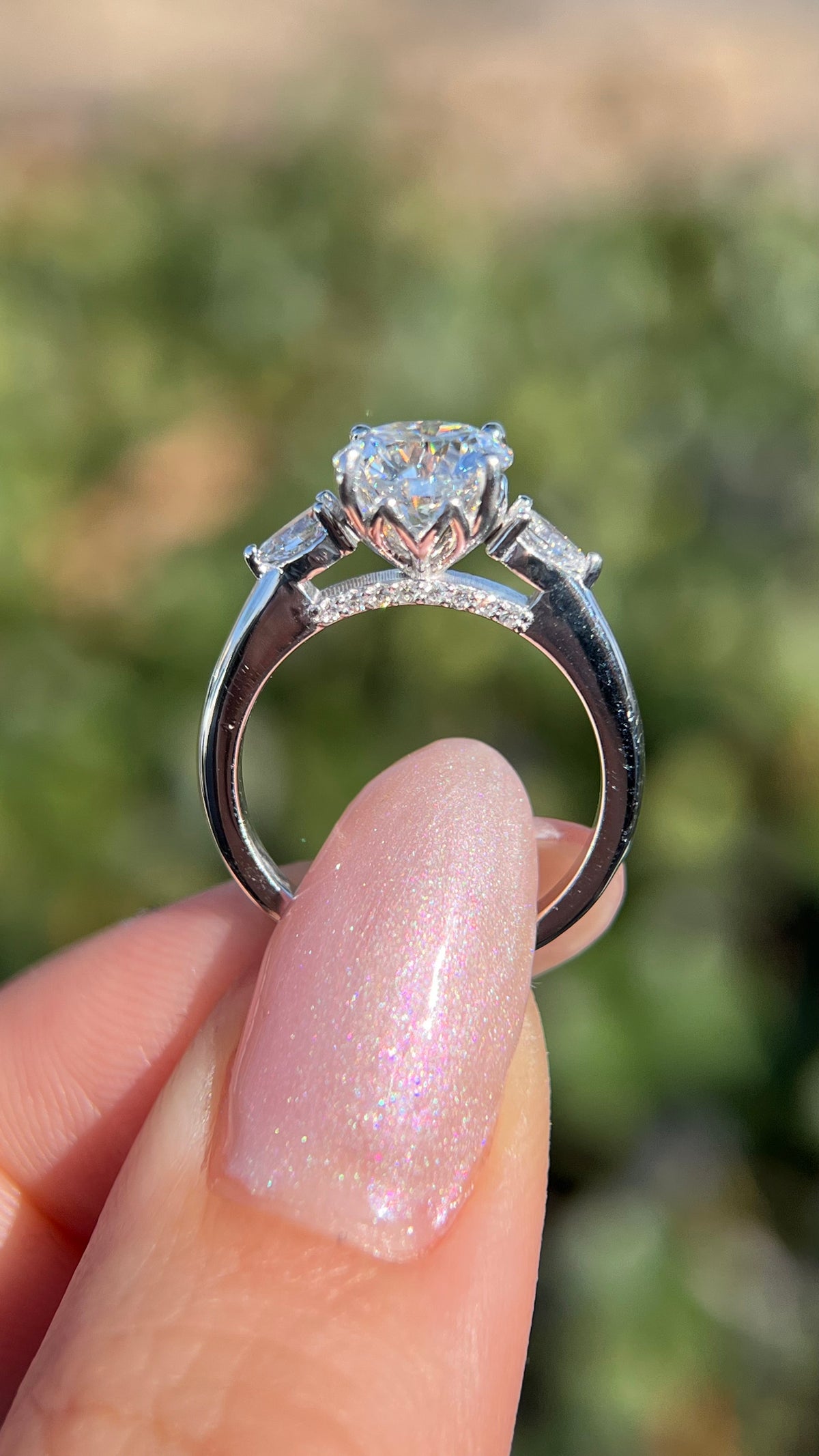 Polly 1.58ct E-VS1 Round Cut Lab Grown Diamond Engagement Ring 14K Gold