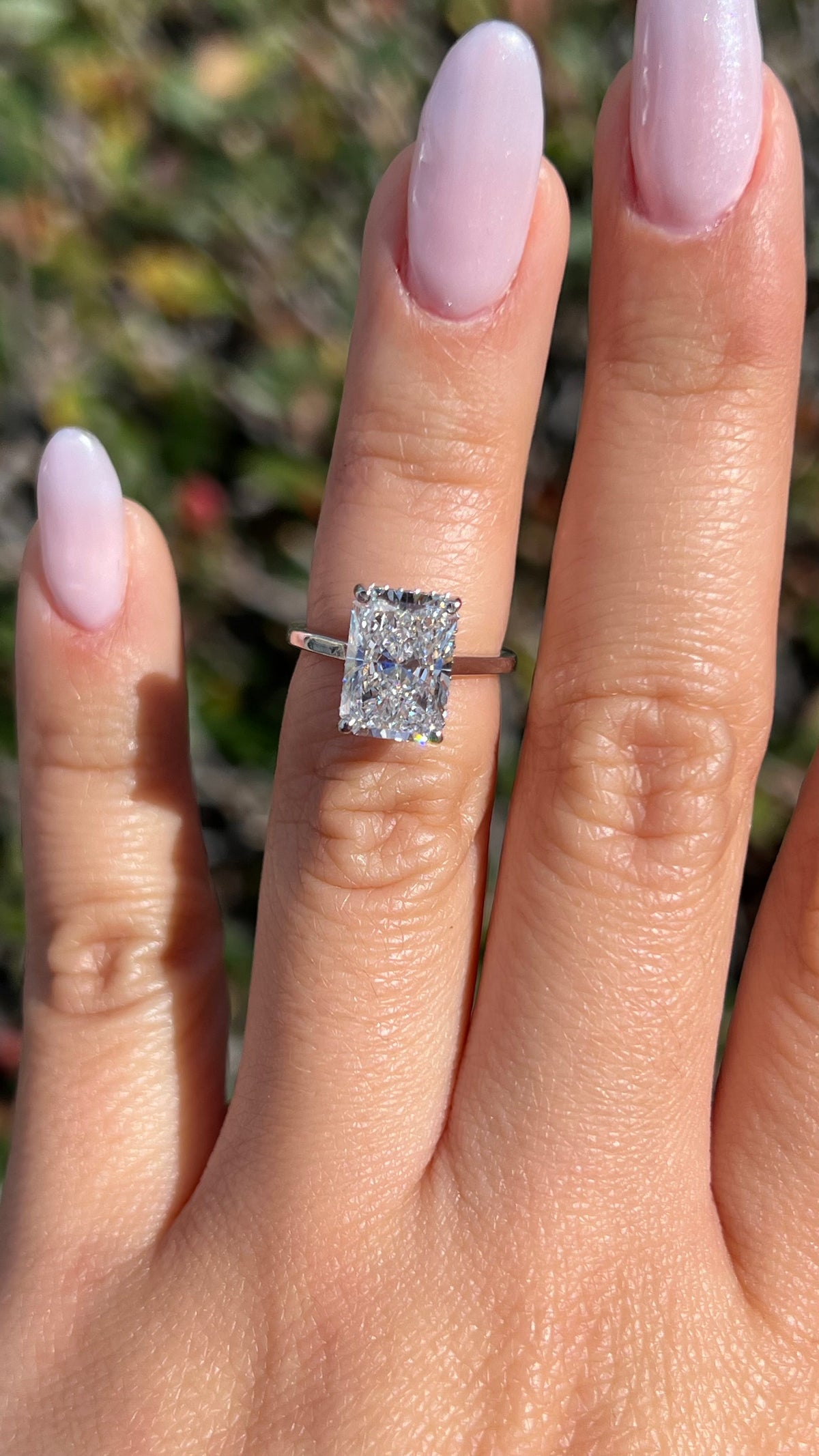 Ava 3.01ct F-VS1 Radiant Cut Lab Grown Diamond Engagement Ring 14K Gold