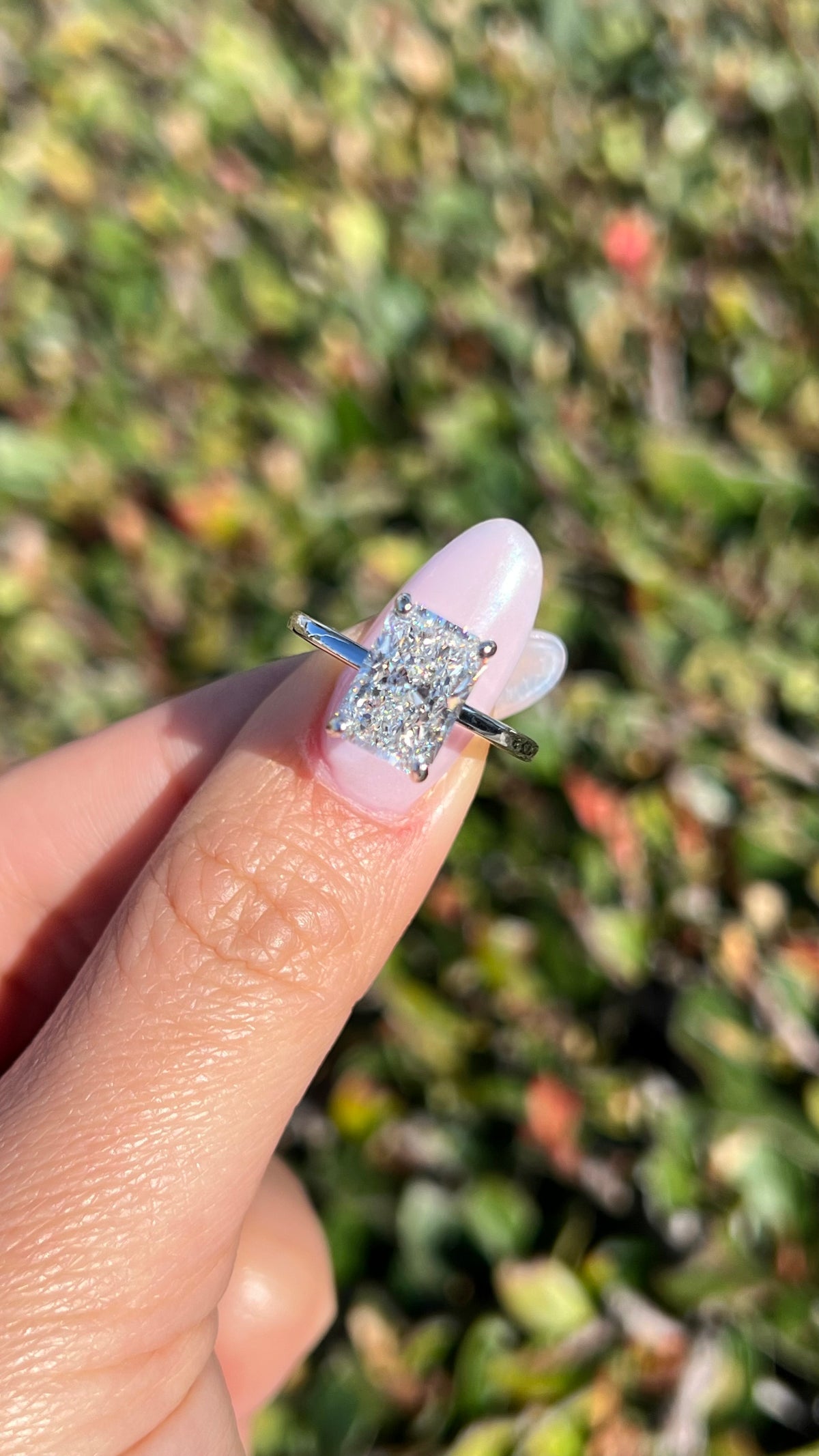 Sophi 3.01ct F-VS1 Radiant Cut Lab Grown Diamond Engagement Ring 14K Gold