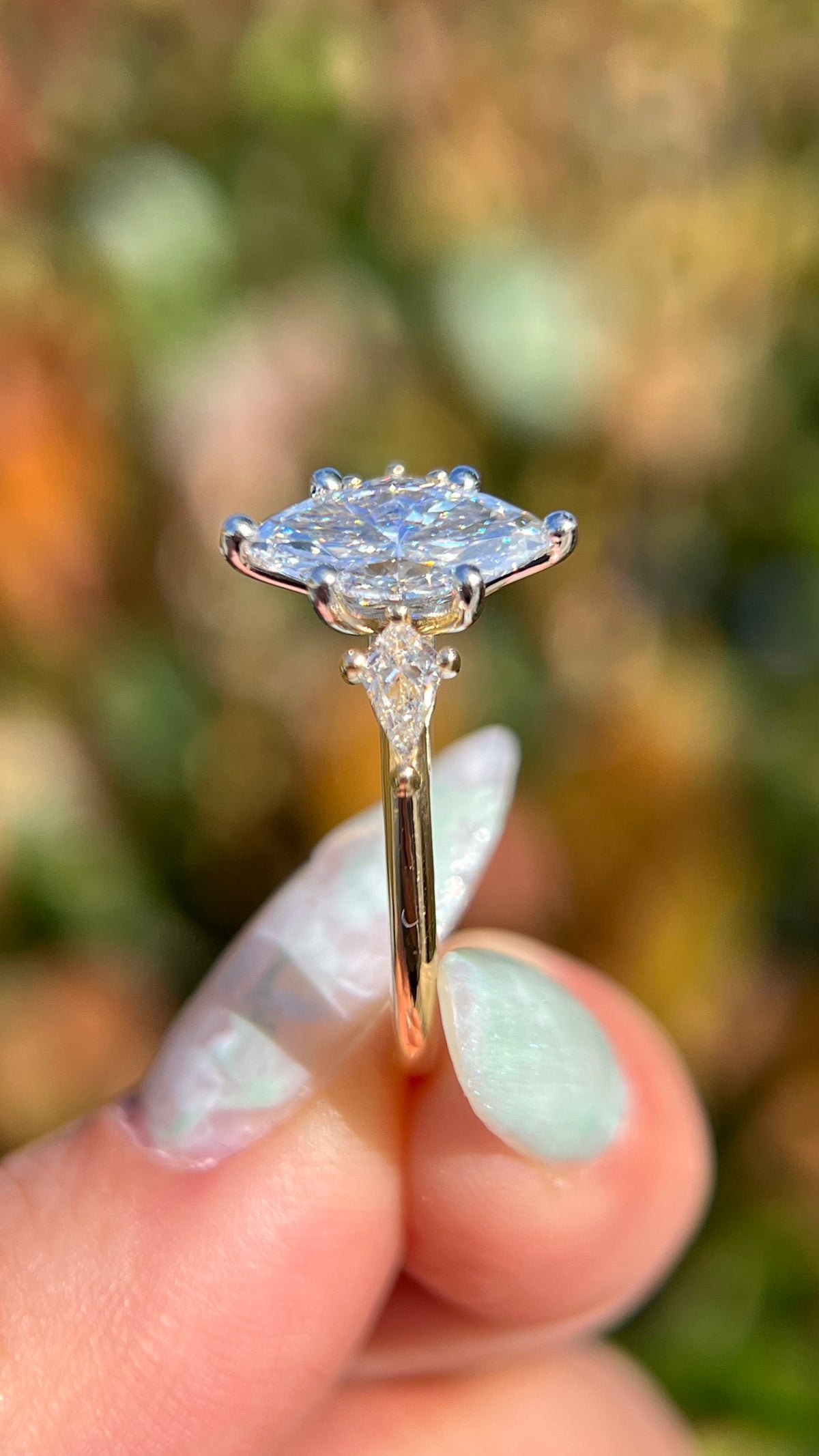 Kia 1.58ct E-VS1 Marquise Cut Lab Grown Diamond Engagement Ring 14K Gold