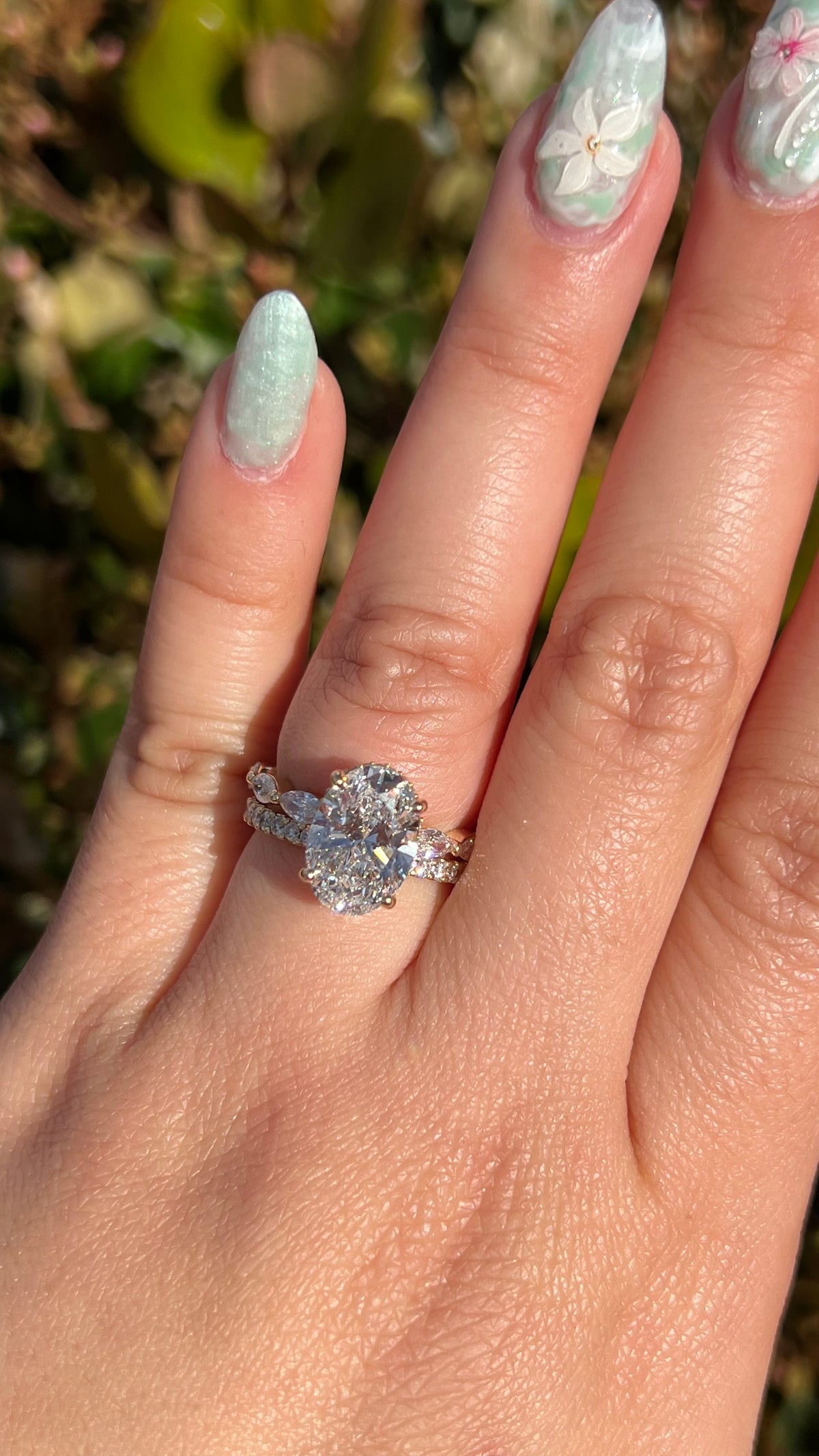 Mandy 3.59ct E-VS1 Oval Cut Lab Grown Diamond Engagement Ring 14K Gold