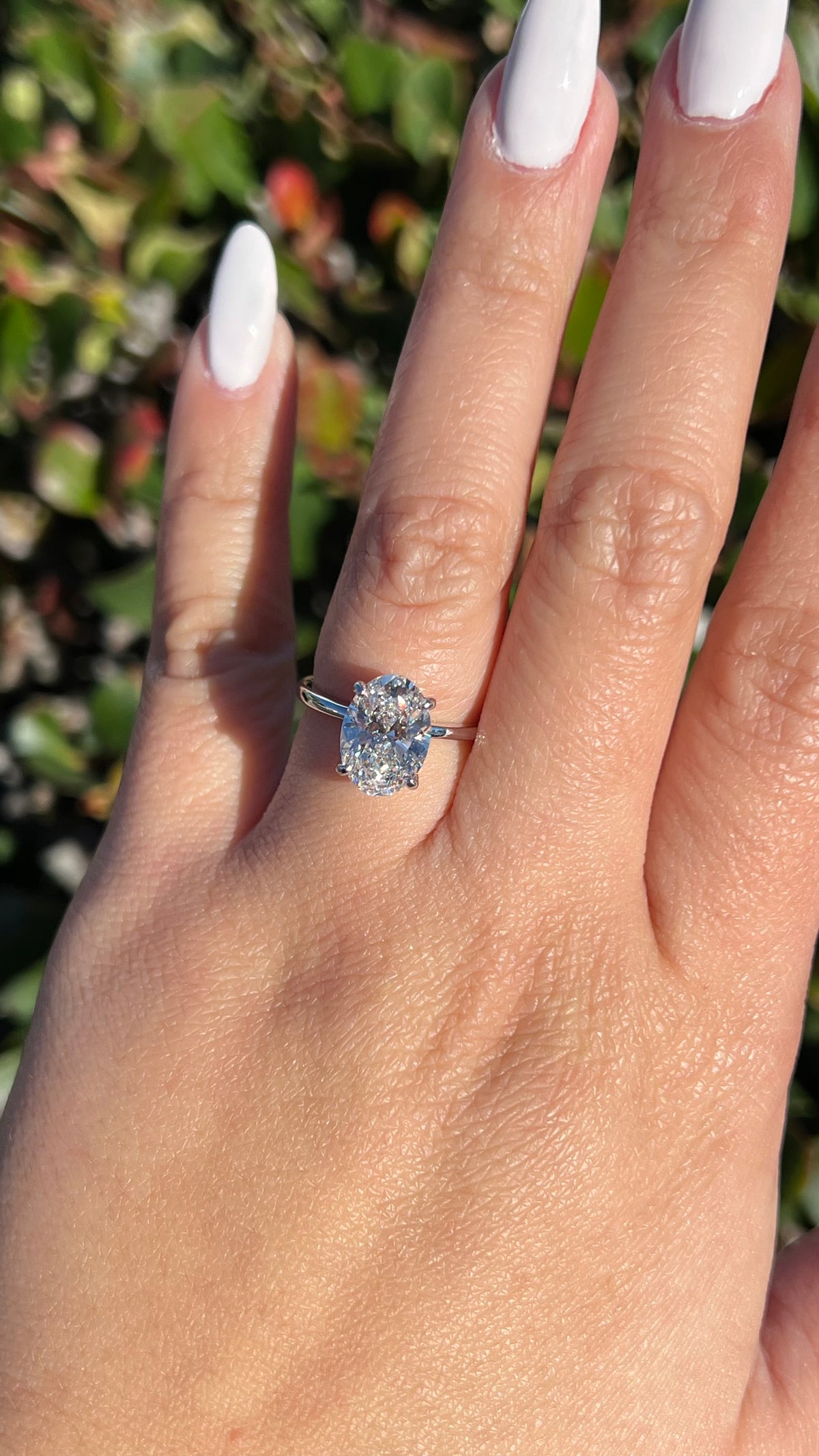 Sophi 3.09ct E-VS1 Oval Cut Lab Grown Diamond Engagement Ring 14K Gold