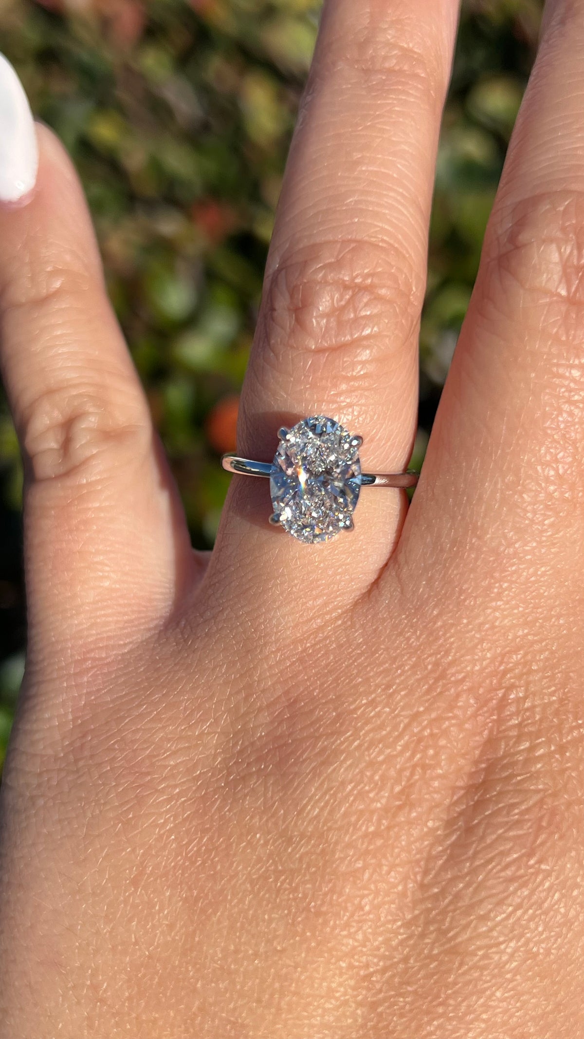 Sophi 3.09ct E-VS1 Oval Cut Lab Grown Diamond Engagement Ring 14K Gold