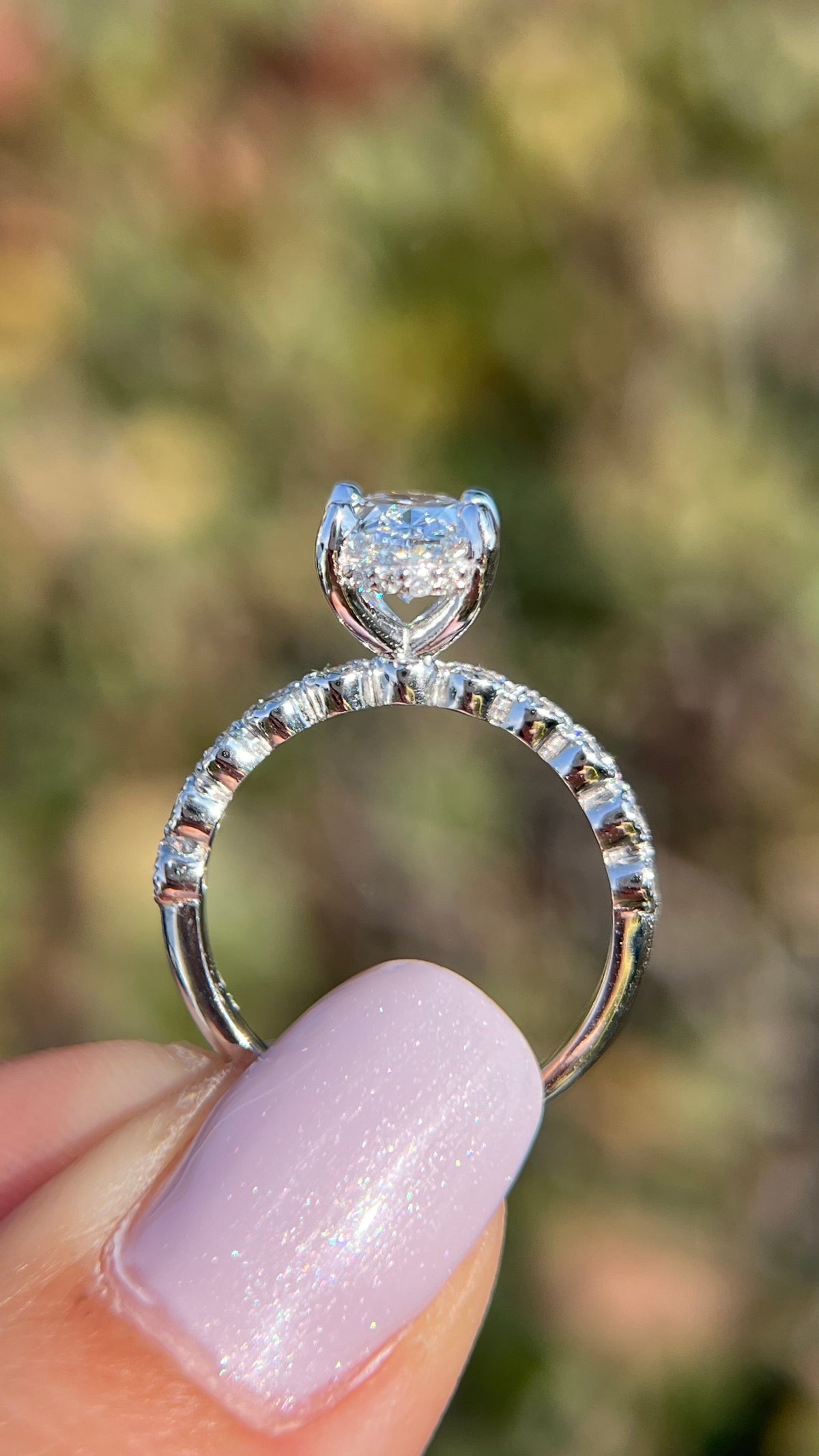 Irene 1.58ct E-VS1 Oval Cut Lab Grown Diamond Engagement Ring 14K Gold