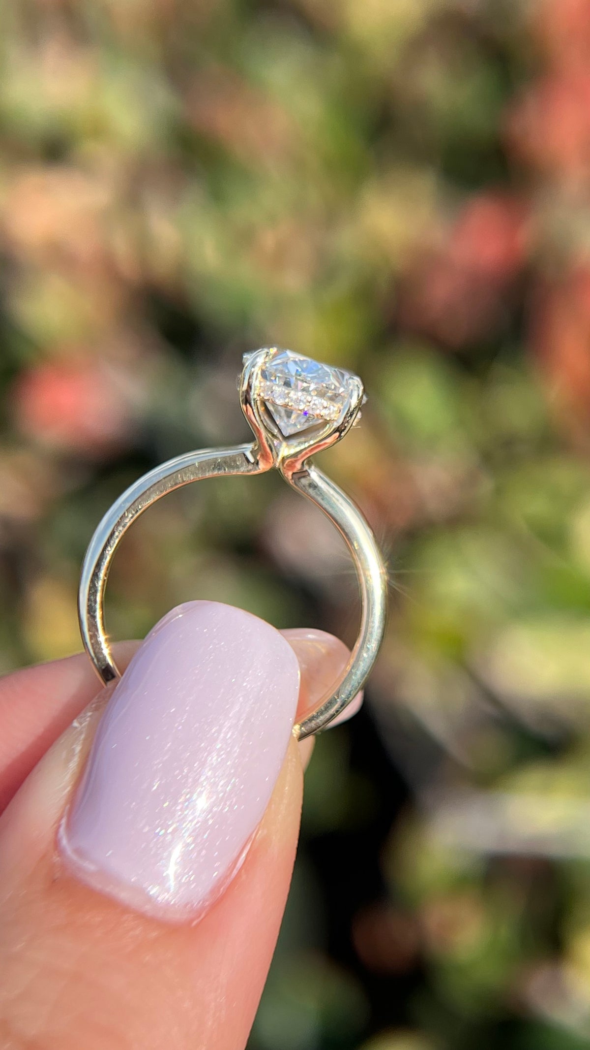 Kaylee 2.85ct E-VS1 Oval Cut Lab Grown Diamond Engagement Ring 14K Gold