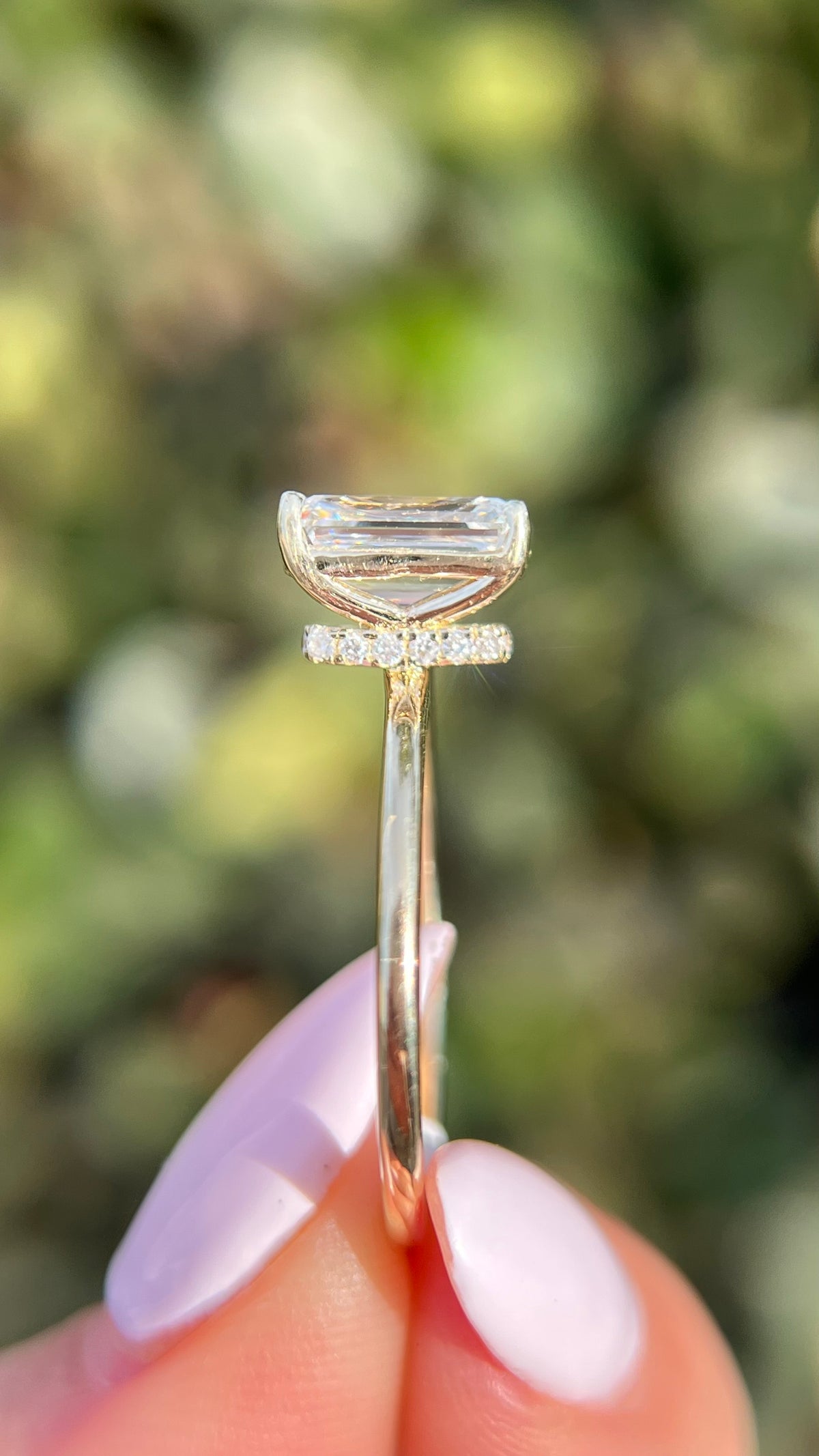 Sophi 2.41ct E-VS1 Emerald Cut Lab Grown Diamond Engagement Ring 14K Gold