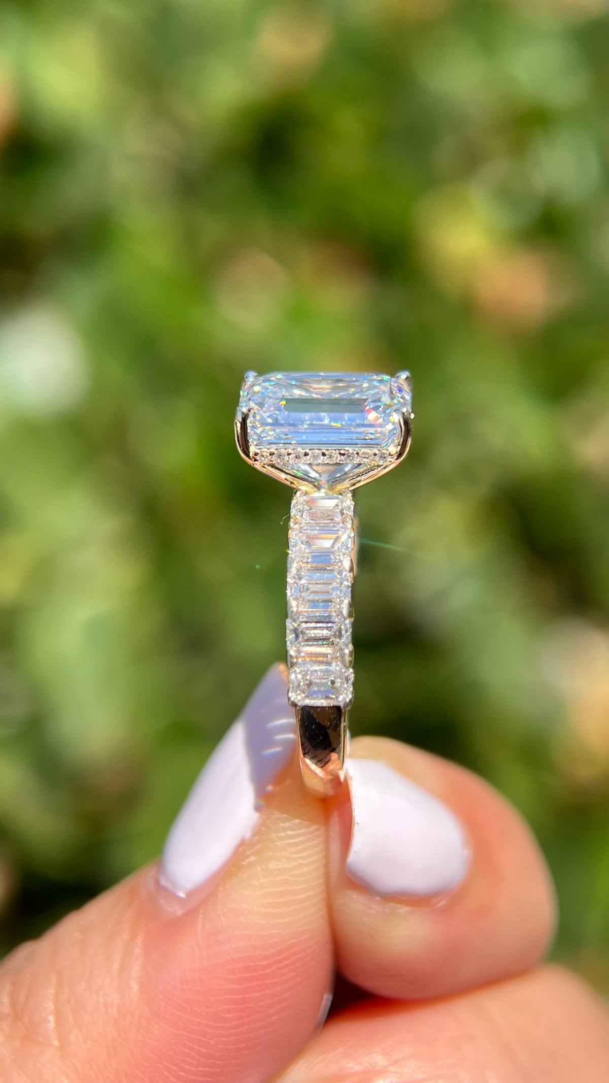 Ember 3.76ct E-VS1 Emerald Cut Lab Grown Diamond Engagement Ring 14K Gold