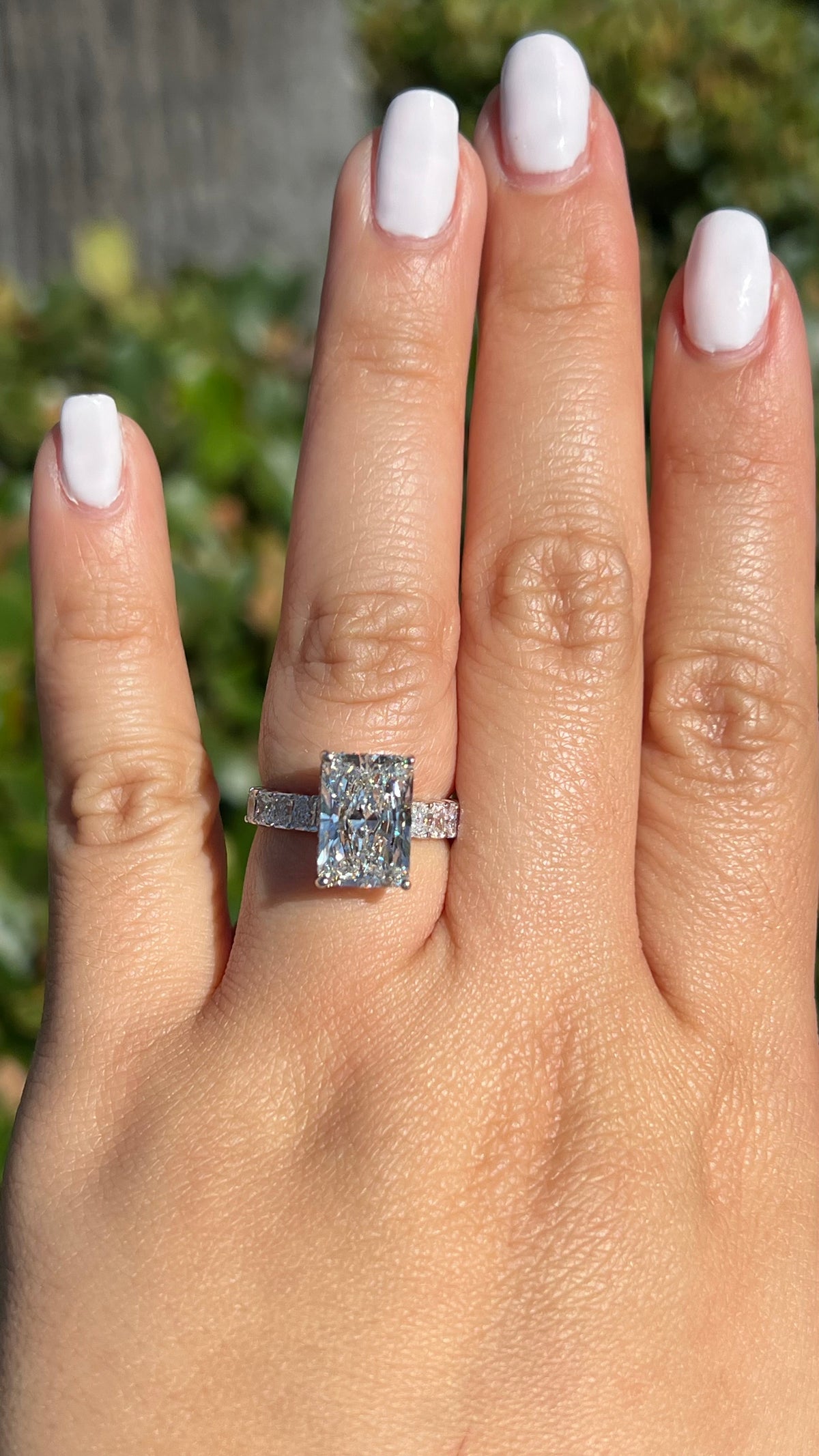 Reyna 4.09ct E-VS1 Radiant Cut Lab Grown Diamond Engagement Ring 14K Gold